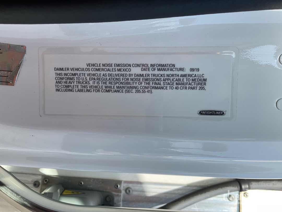 2020 Freightliner M2 106