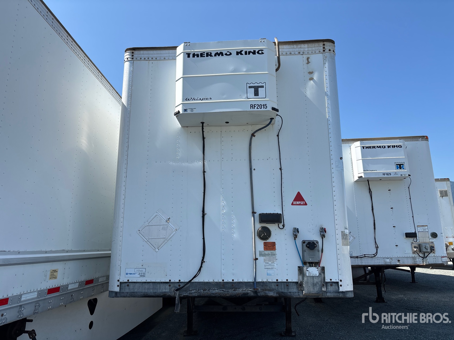 2014 Vanguard 53 FT X 102 IN TRI/A HEATED