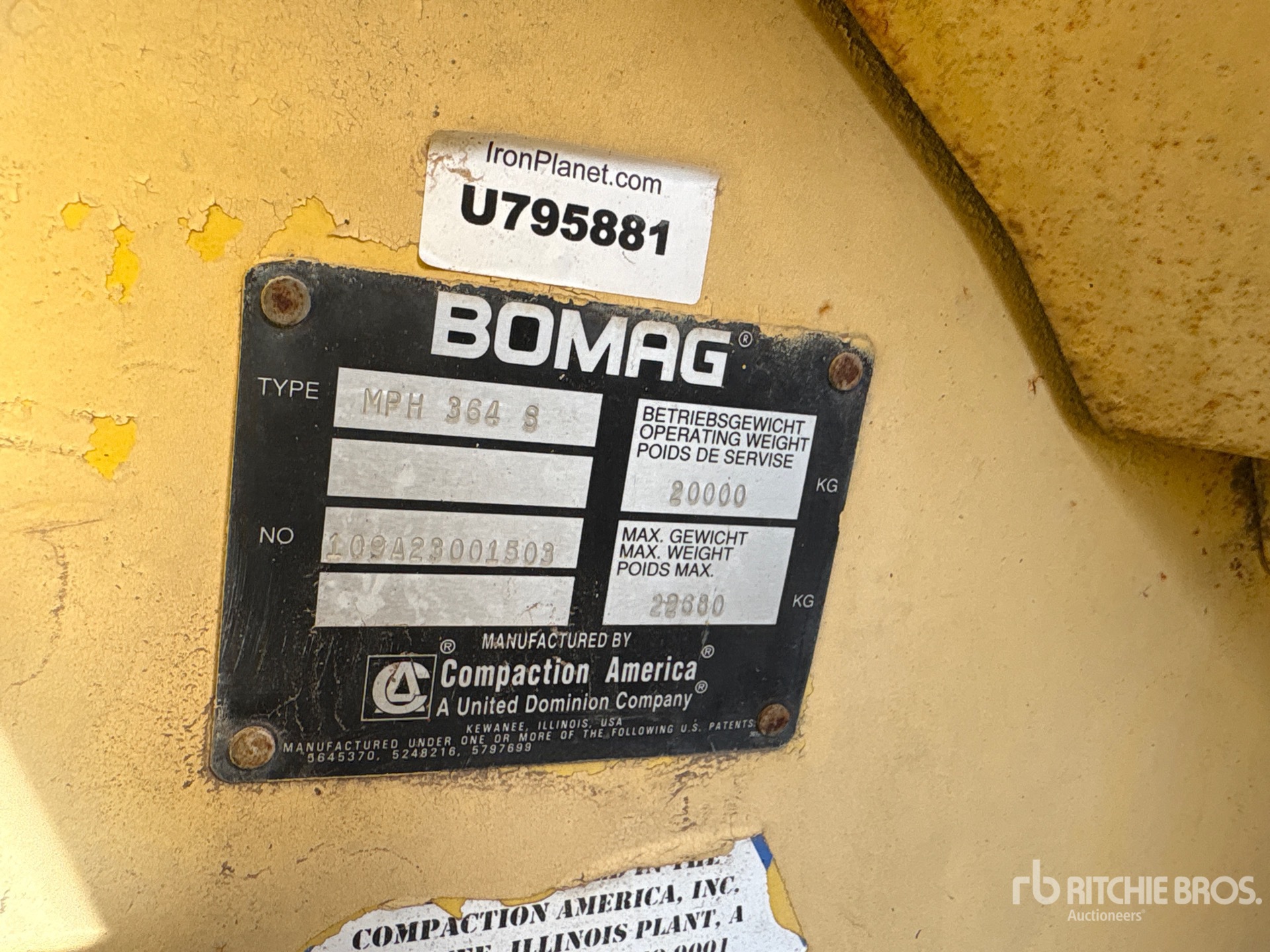 2003 Bomag MPH364S