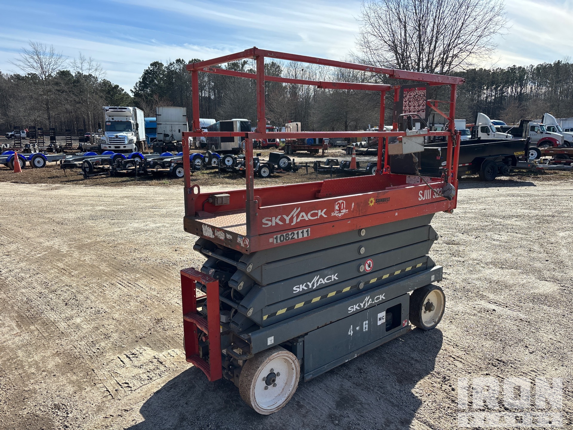 General Appearance - Scissor Lift* with Bild, Ecke hinten rechts