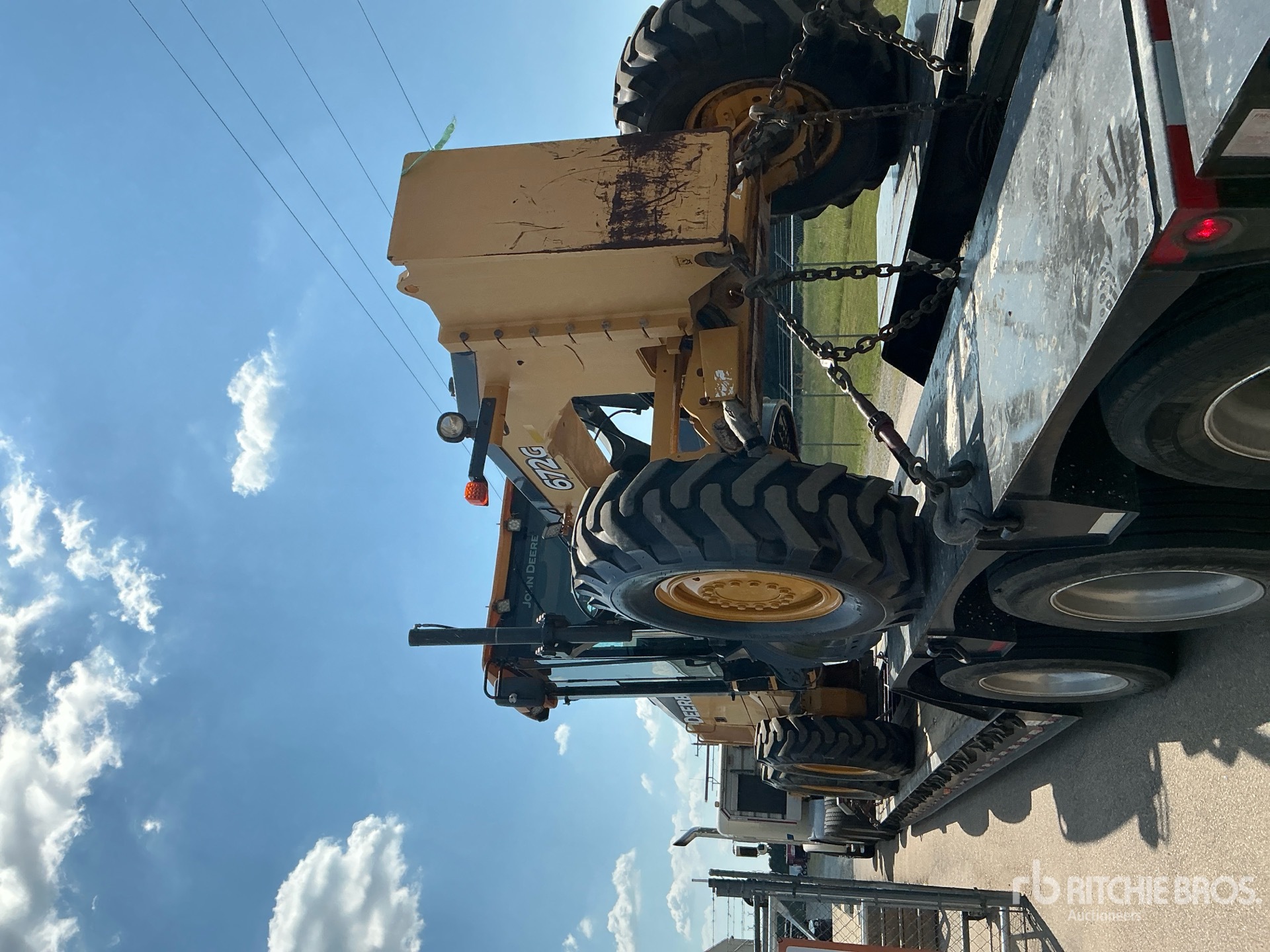 2017 John Deere 672G