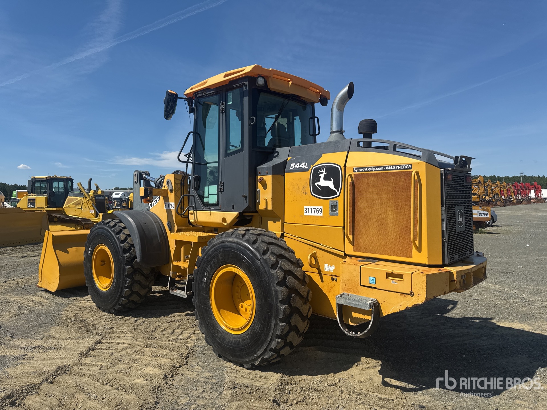 2019 John Deere 544L