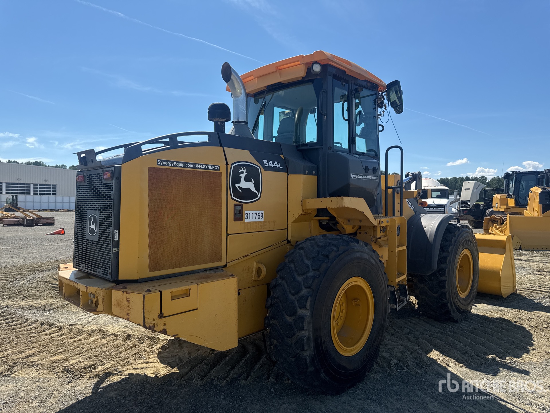 2019 John Deere 544L
