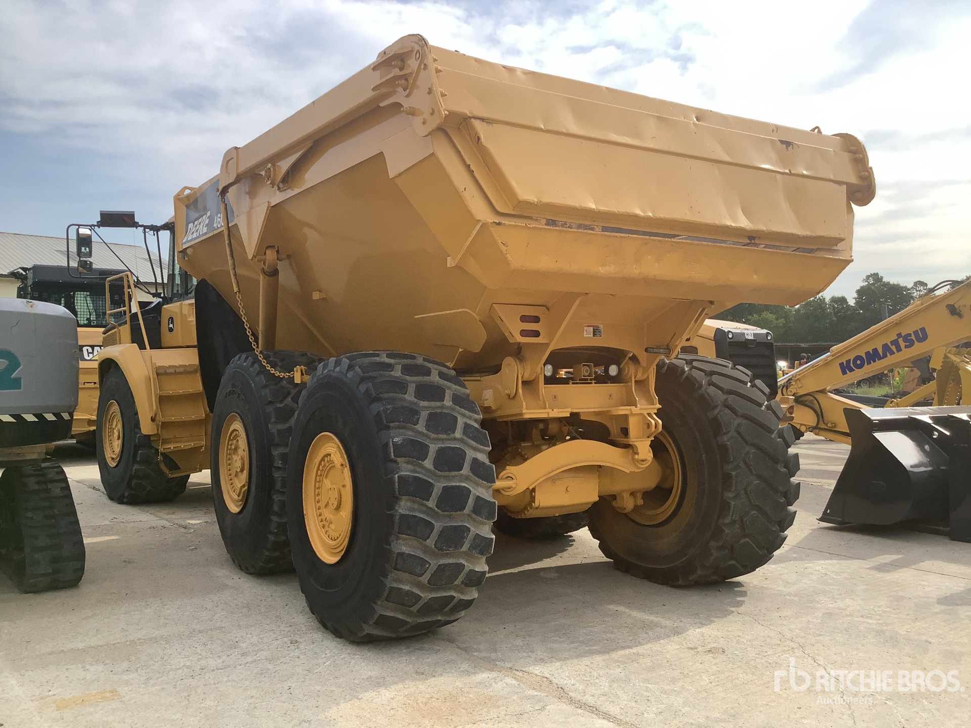 2013 John Deere 460E