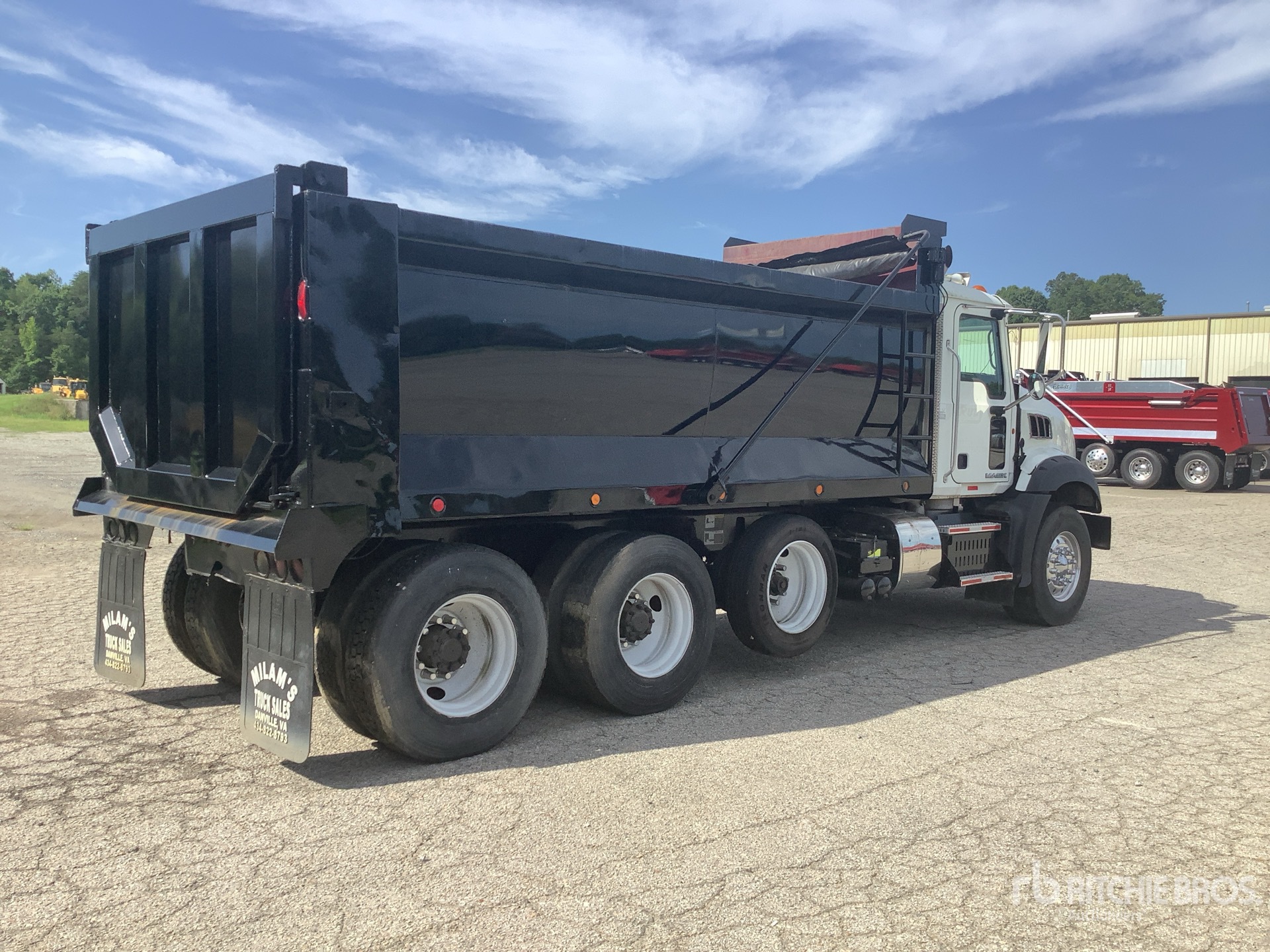 2013 Mack GU813 GRANITE