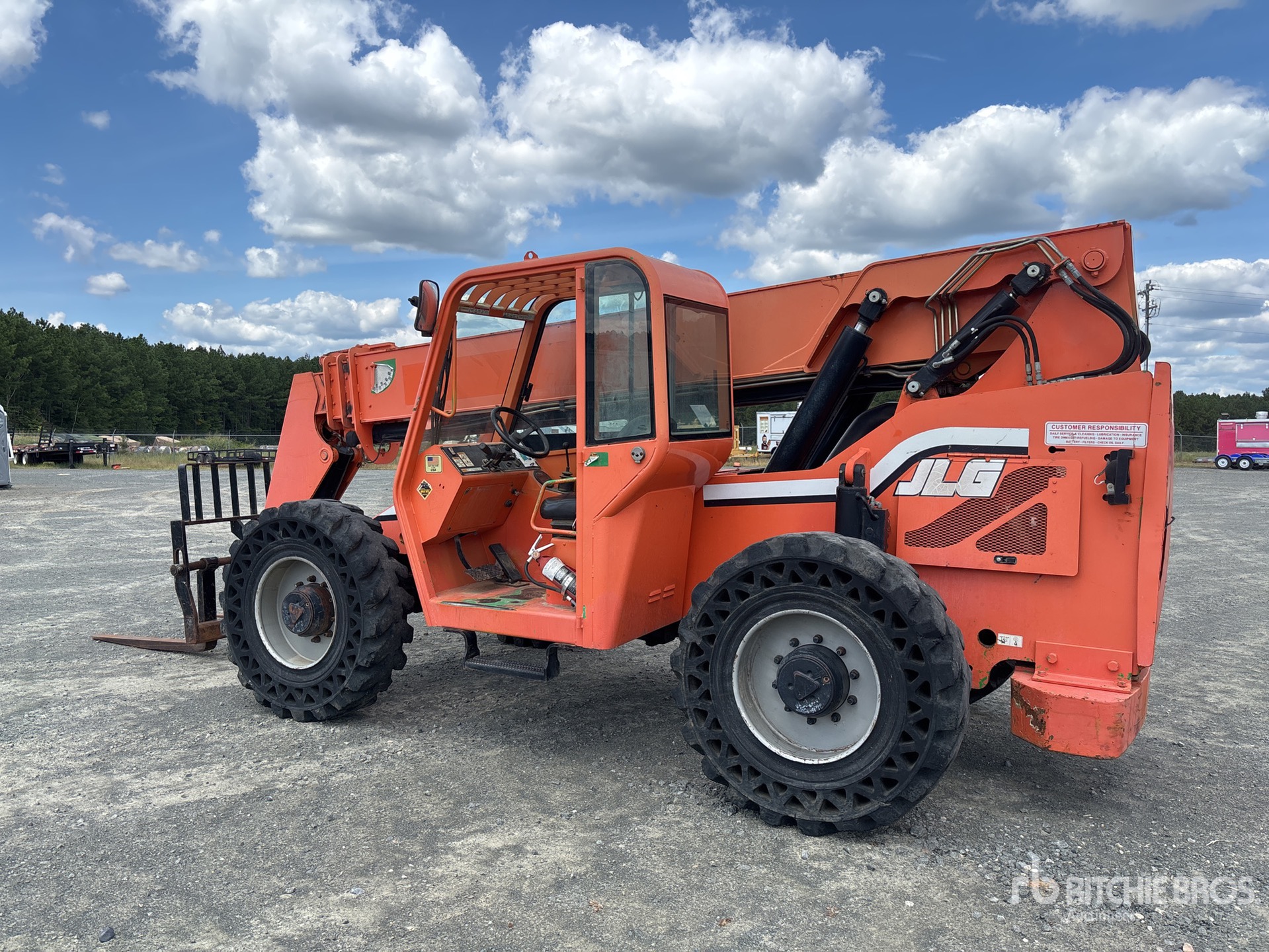 2014 Skyjack 6042