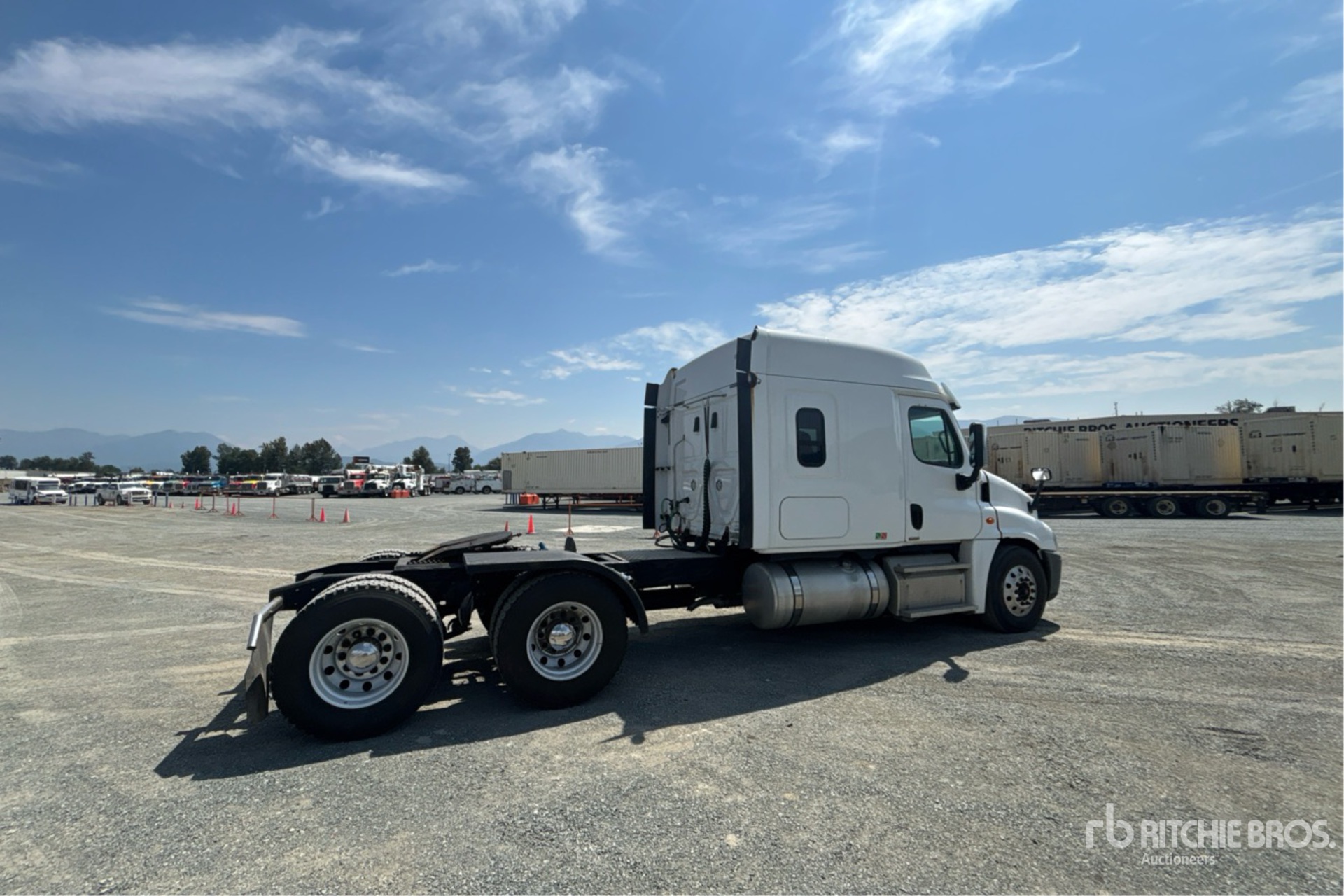 2018 Freightliner CASCADIA 125