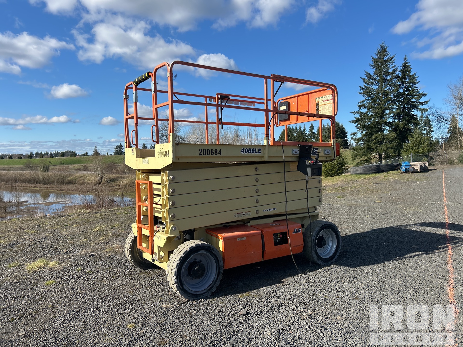 General Appearance - Scissor Lift* with Zdjęcie, prawy dolny róg