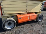 General Appearance - Scissor Lift* with Body Panels