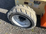 Podwozie with Left Front Tire