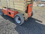 General Appearance - Scissor Lift* with Paint