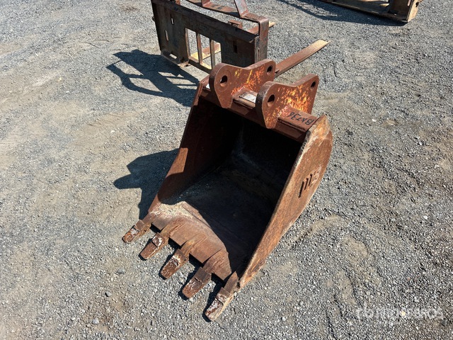 2002 Werk-Brau Backhoe Rear Bucket