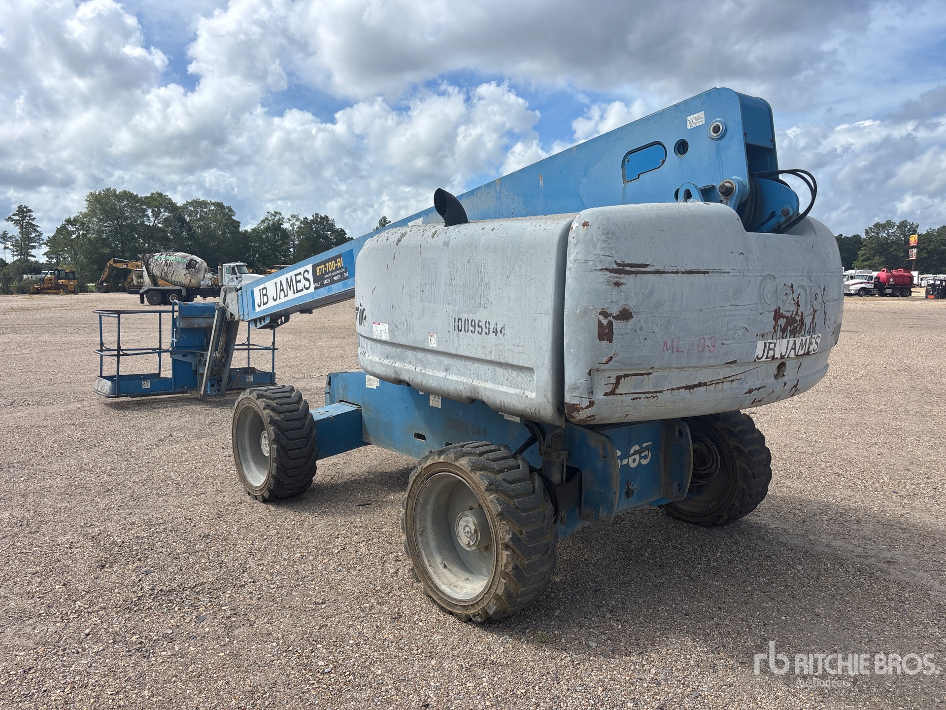 2012 Genie S-65