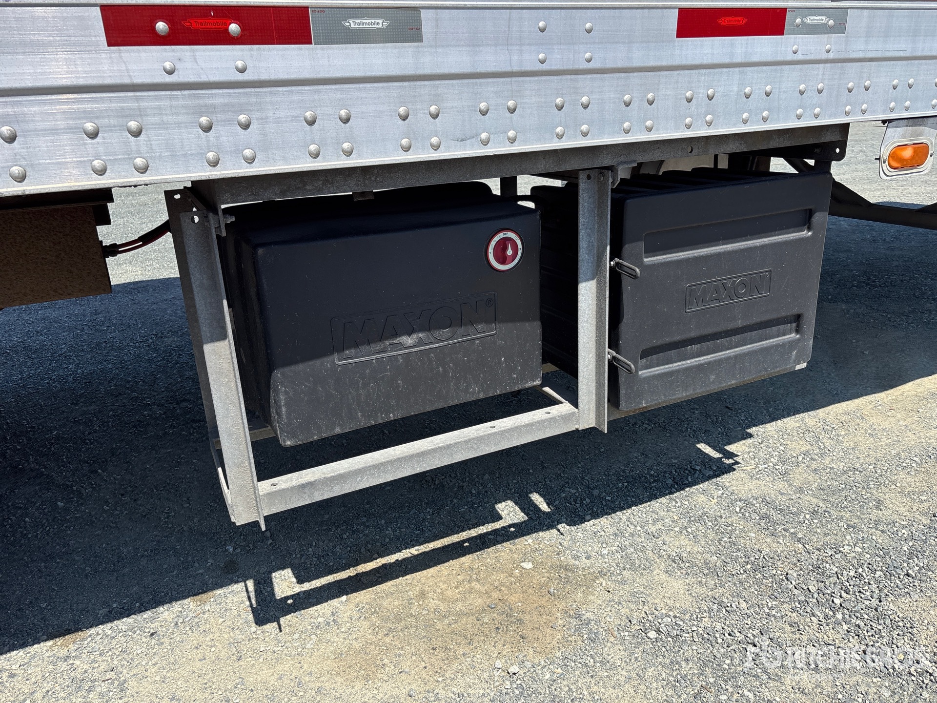 2009 Trailmobile 28 FT S/A HEATED