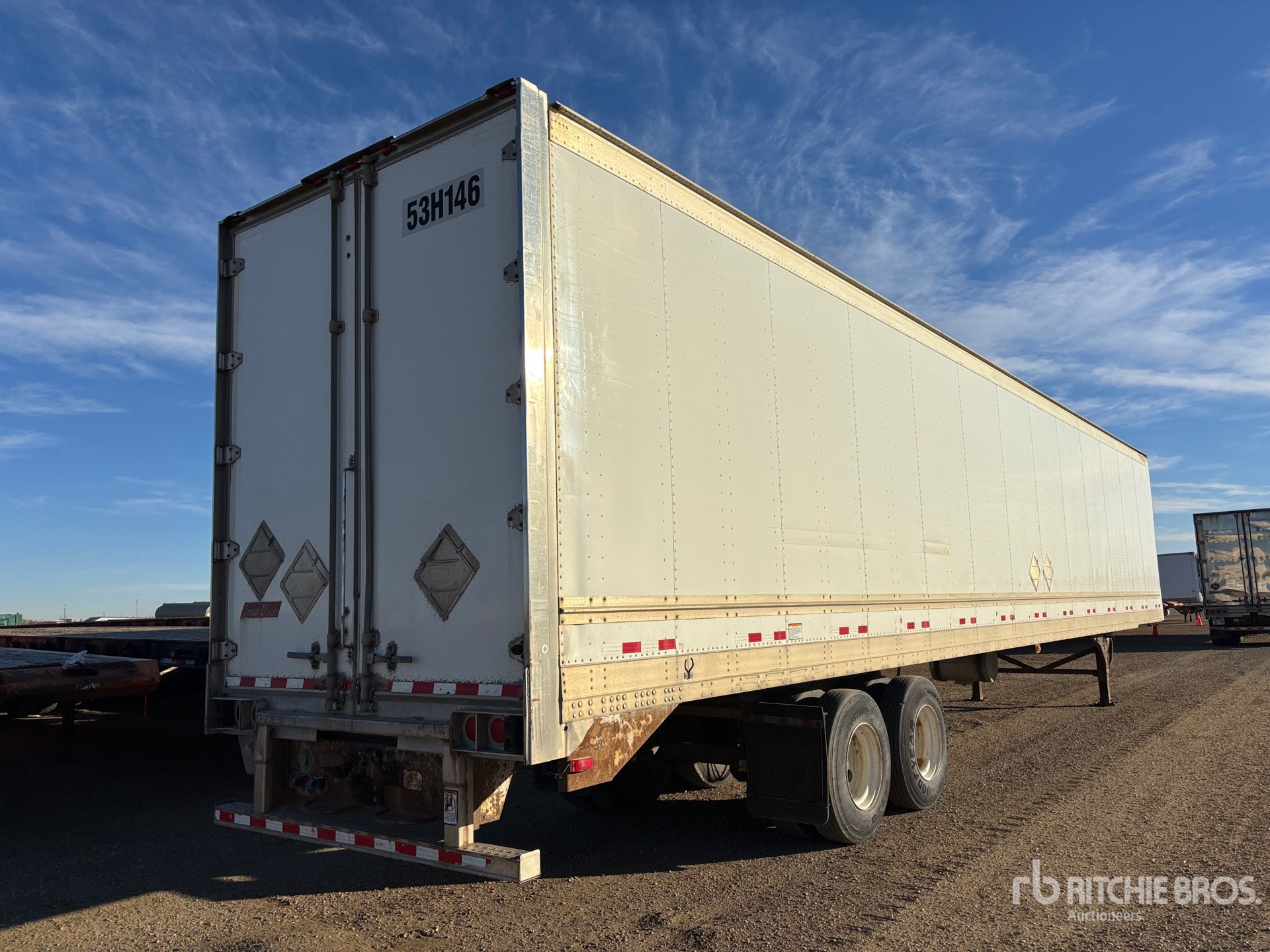 2012 Great Dane 53 FT X 102 IN T/A HEATED