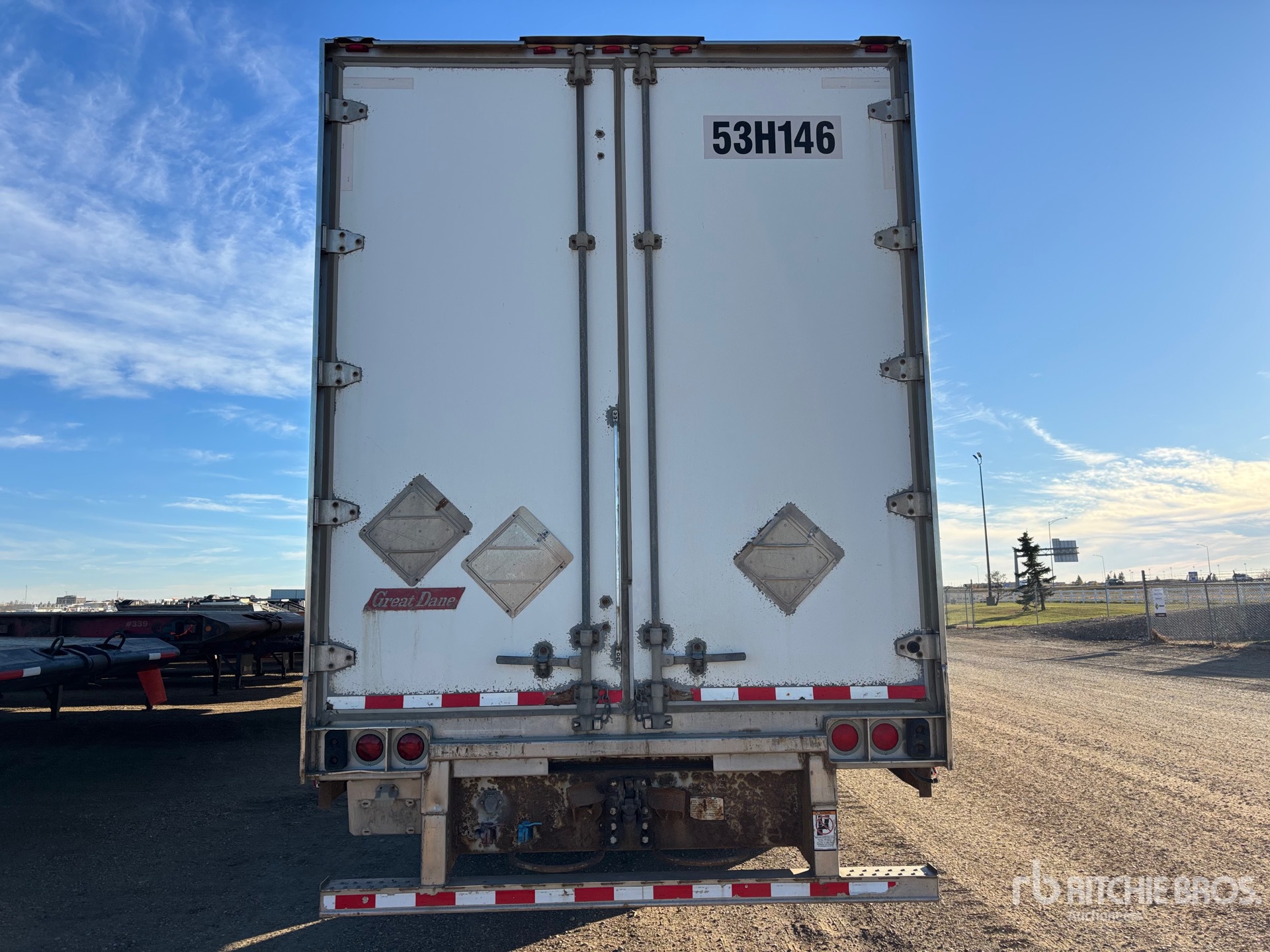 2012 Great Dane 53 FT X 102 IN T/A HEATED