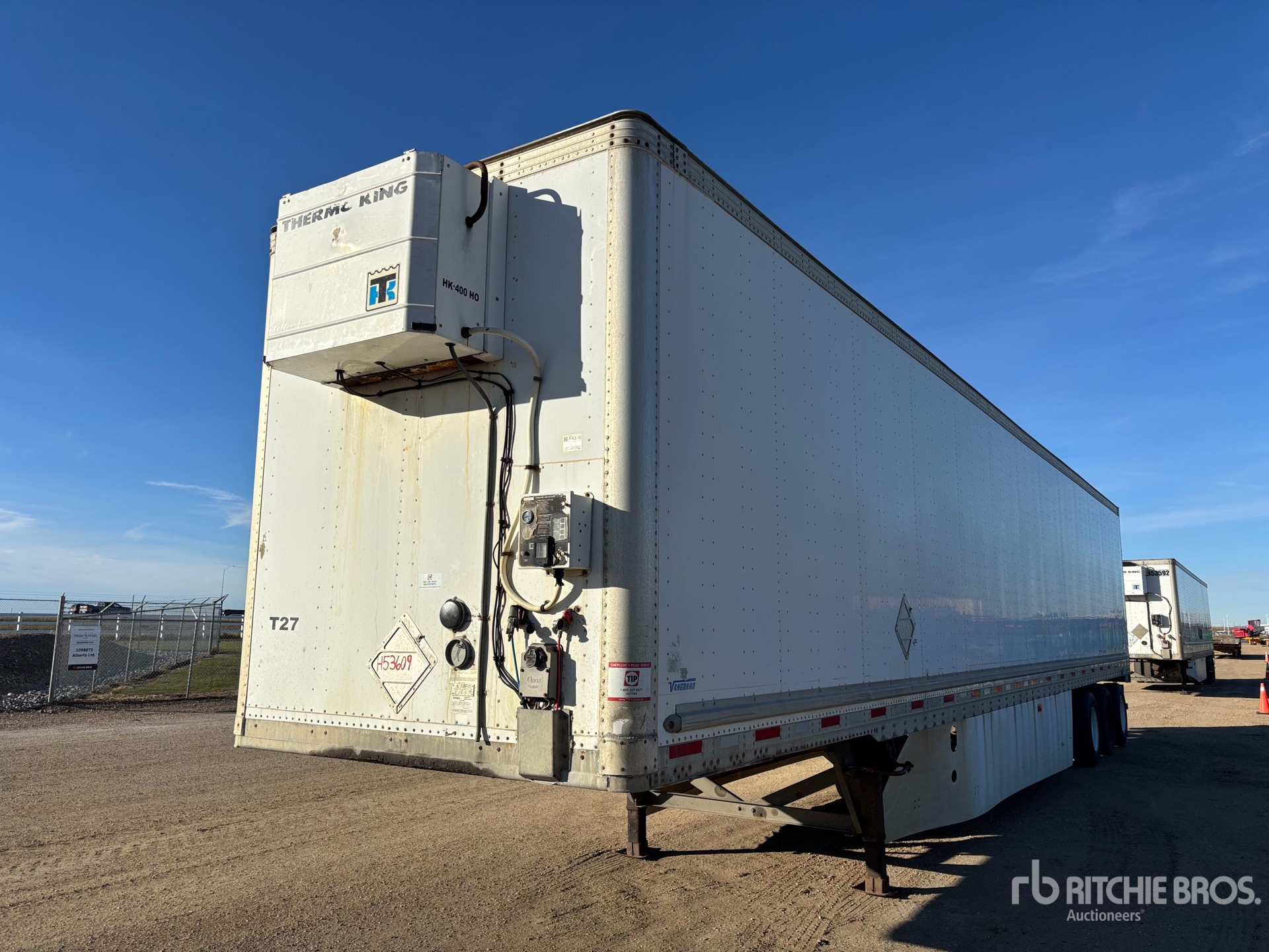 Photo of 2012 Vanguard 53 ft x 102 in Tri/A Heated