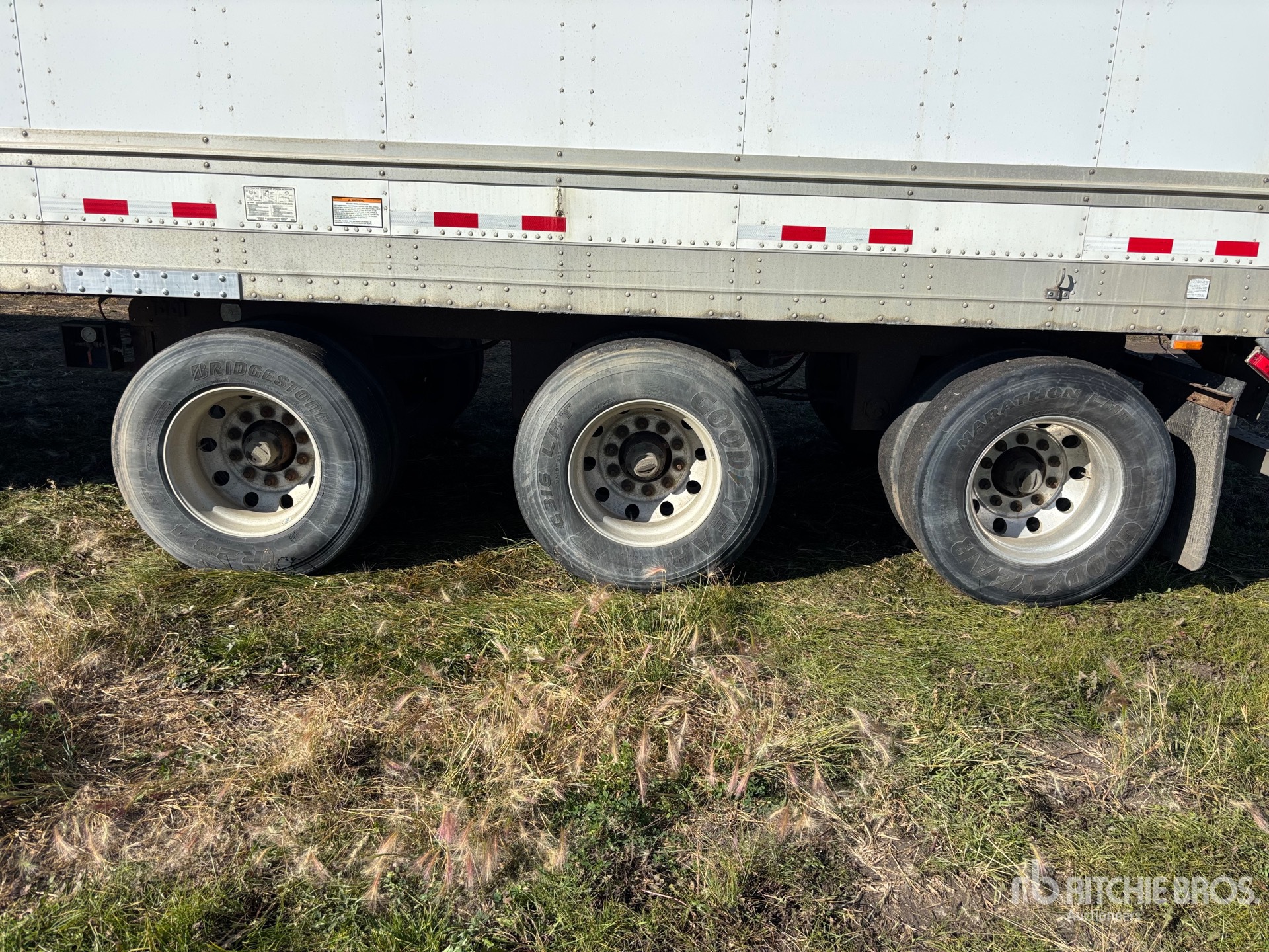 2012 Great Dane 53 FT X 102 IN TRI/A HEATED