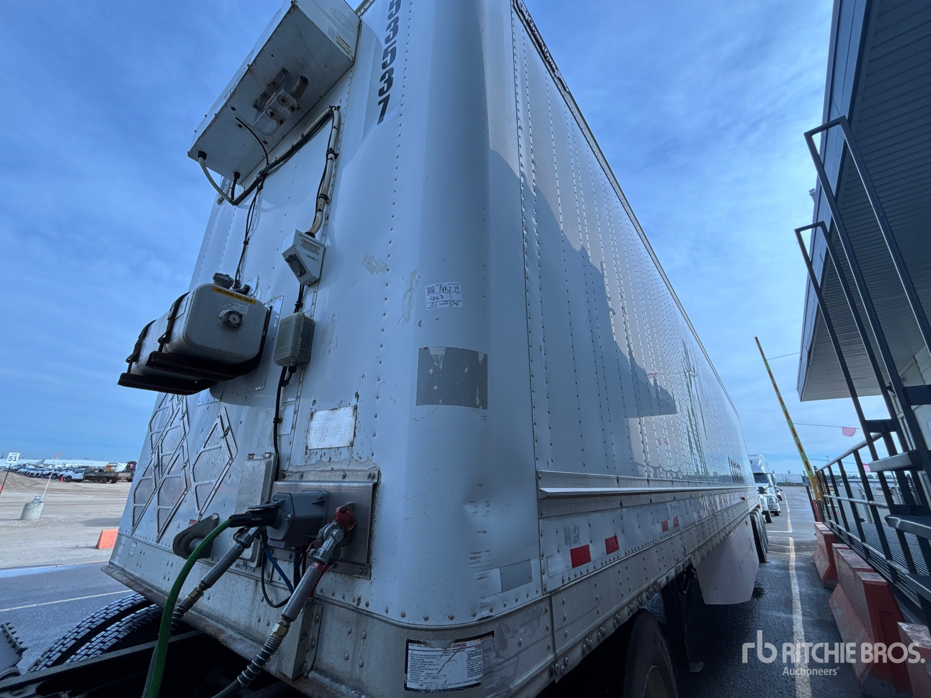2012 Great Dane 53 FT X 102 IN TRI/A HEATED