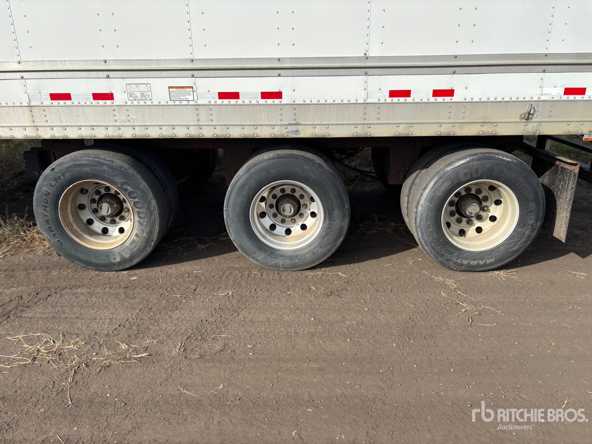 2012 Great Dane 53 FT X 102 IN TRI/A HEATED