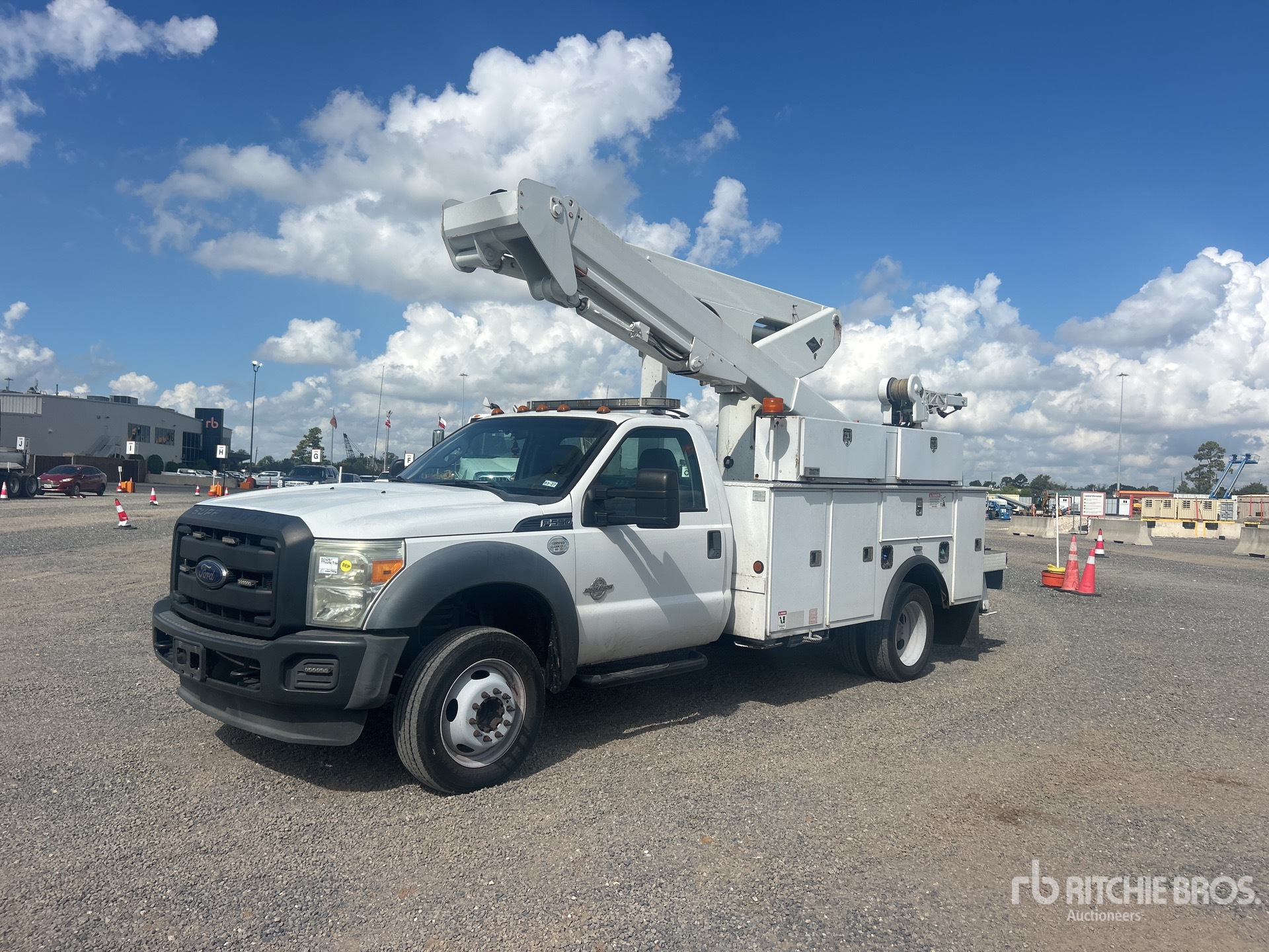 Photo of 2015 Ford F-550