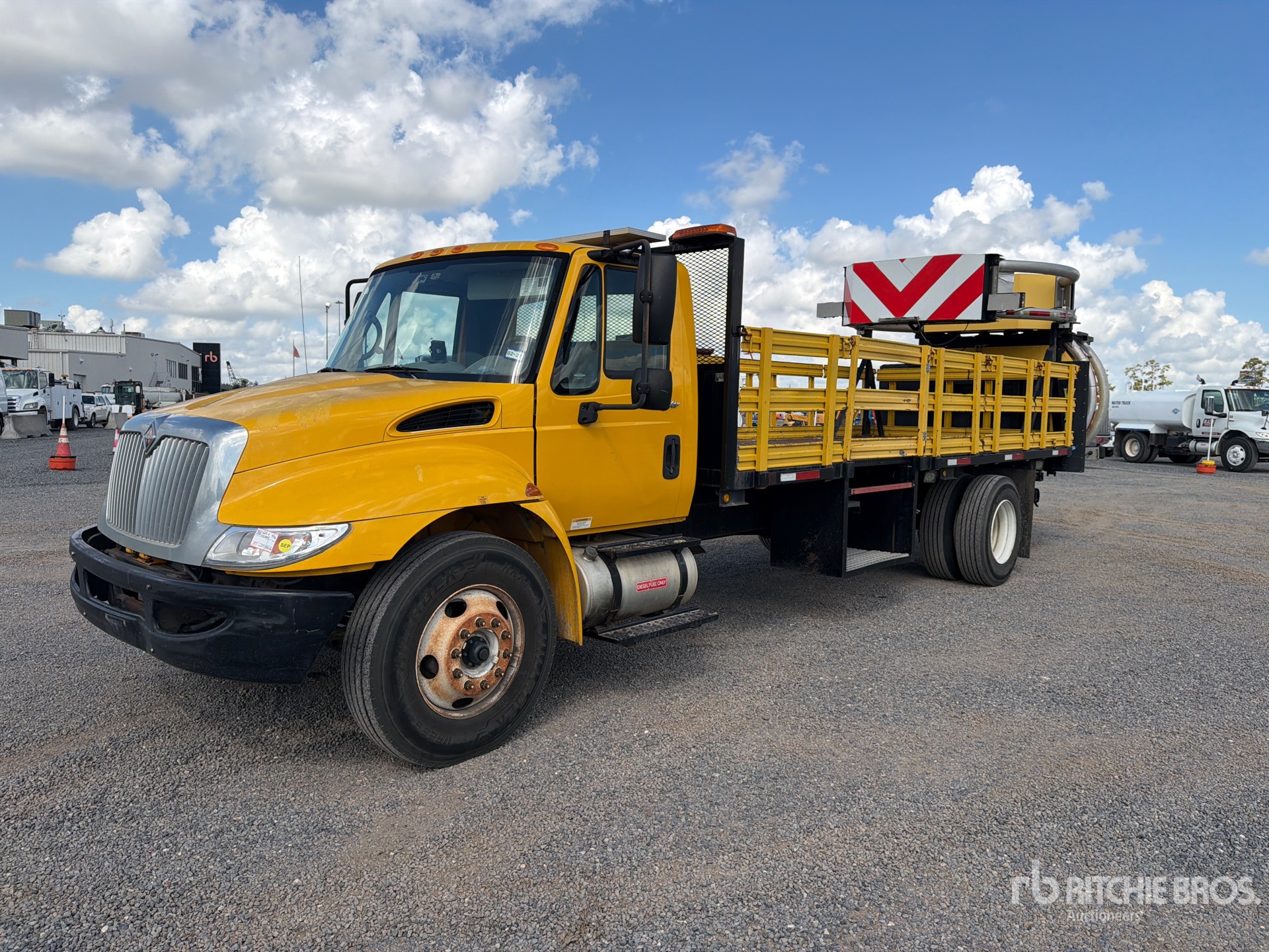 2011 International 4300