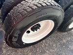 4 Underbody - Truck with