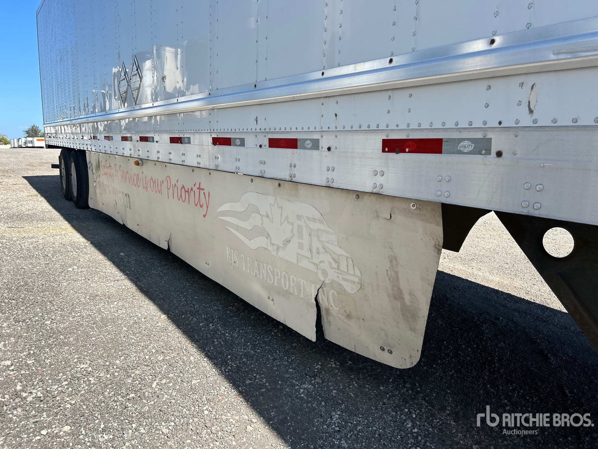 2012 Utility 53 ft x 102 in T/A