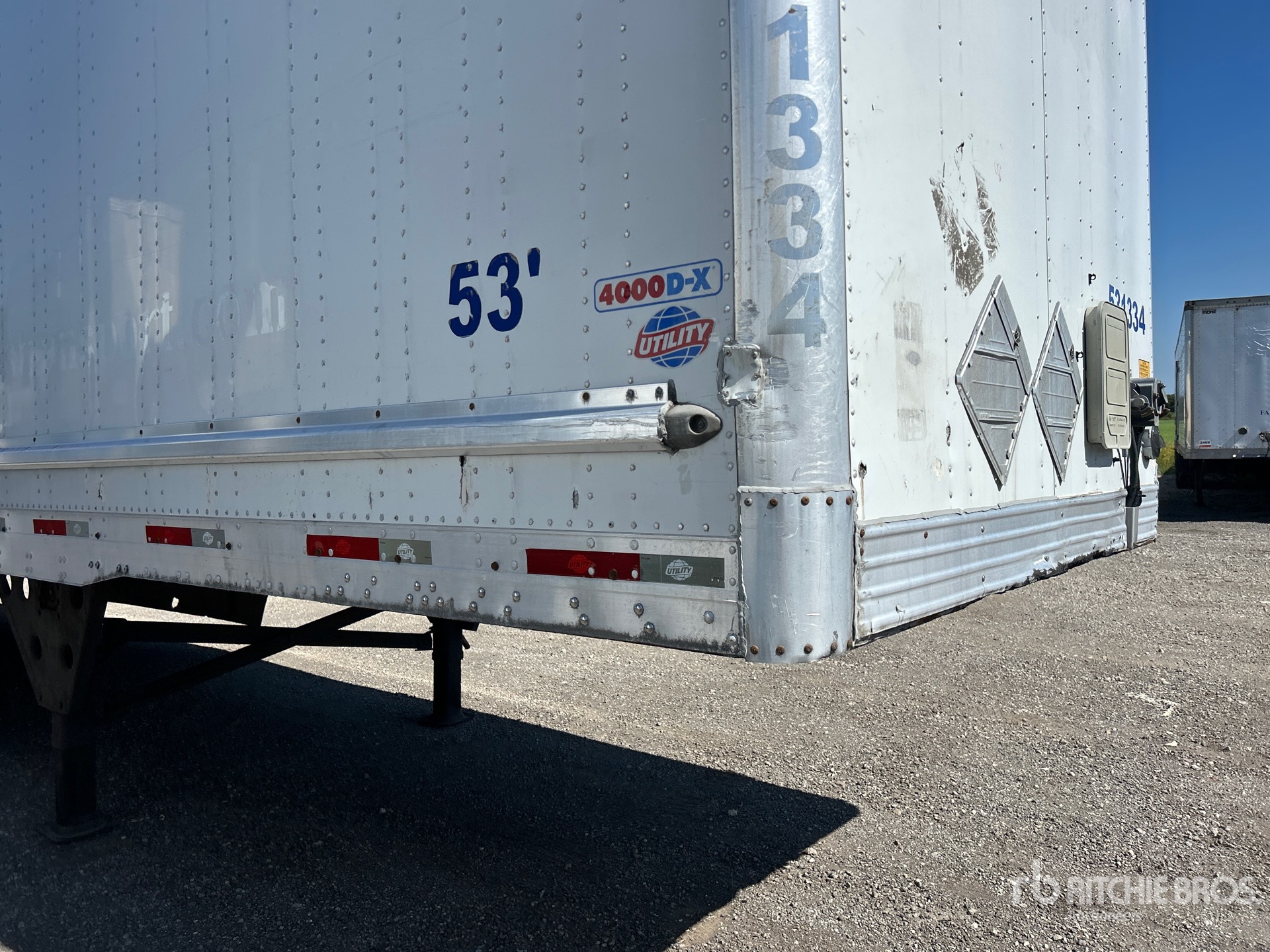 2012 Utility 53 ft x 102 in T/A