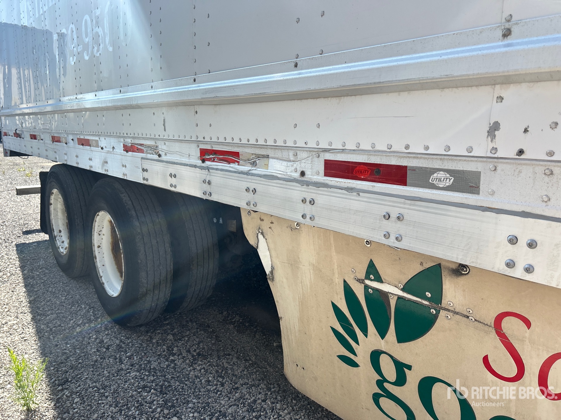 2012 Utility 53 ft x 102 in T/A