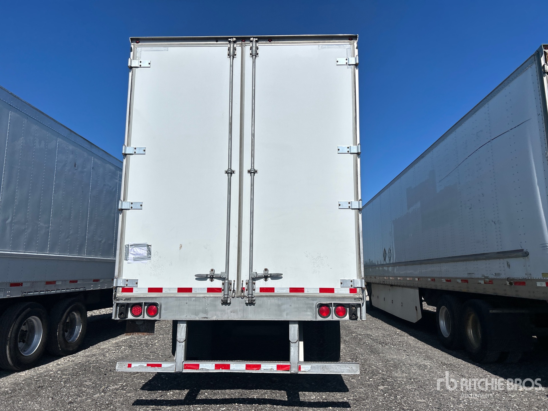 2012 Utility 53 ft x 102 in T/A