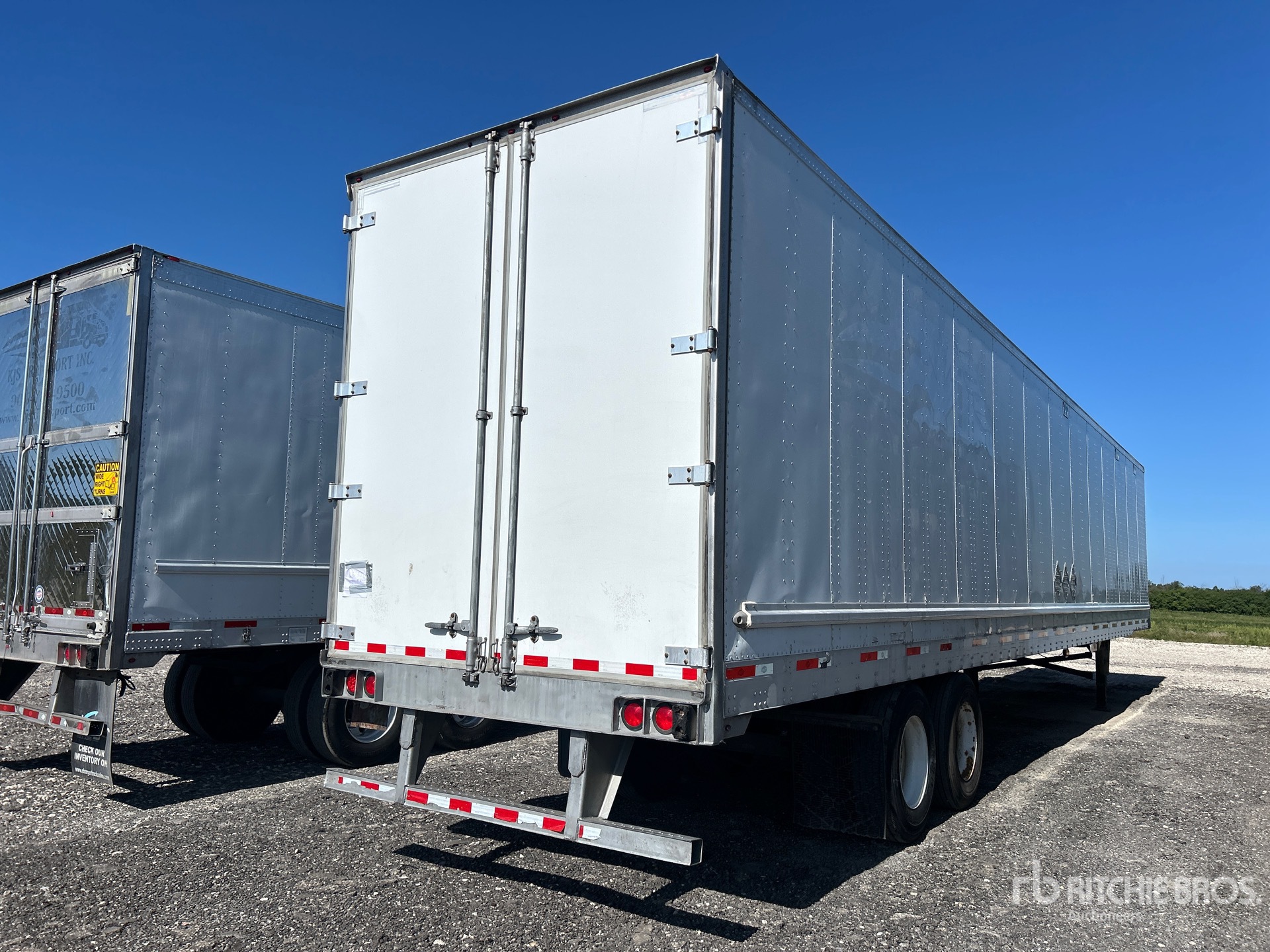 2012 Utility 53 ft x 102 in T/A