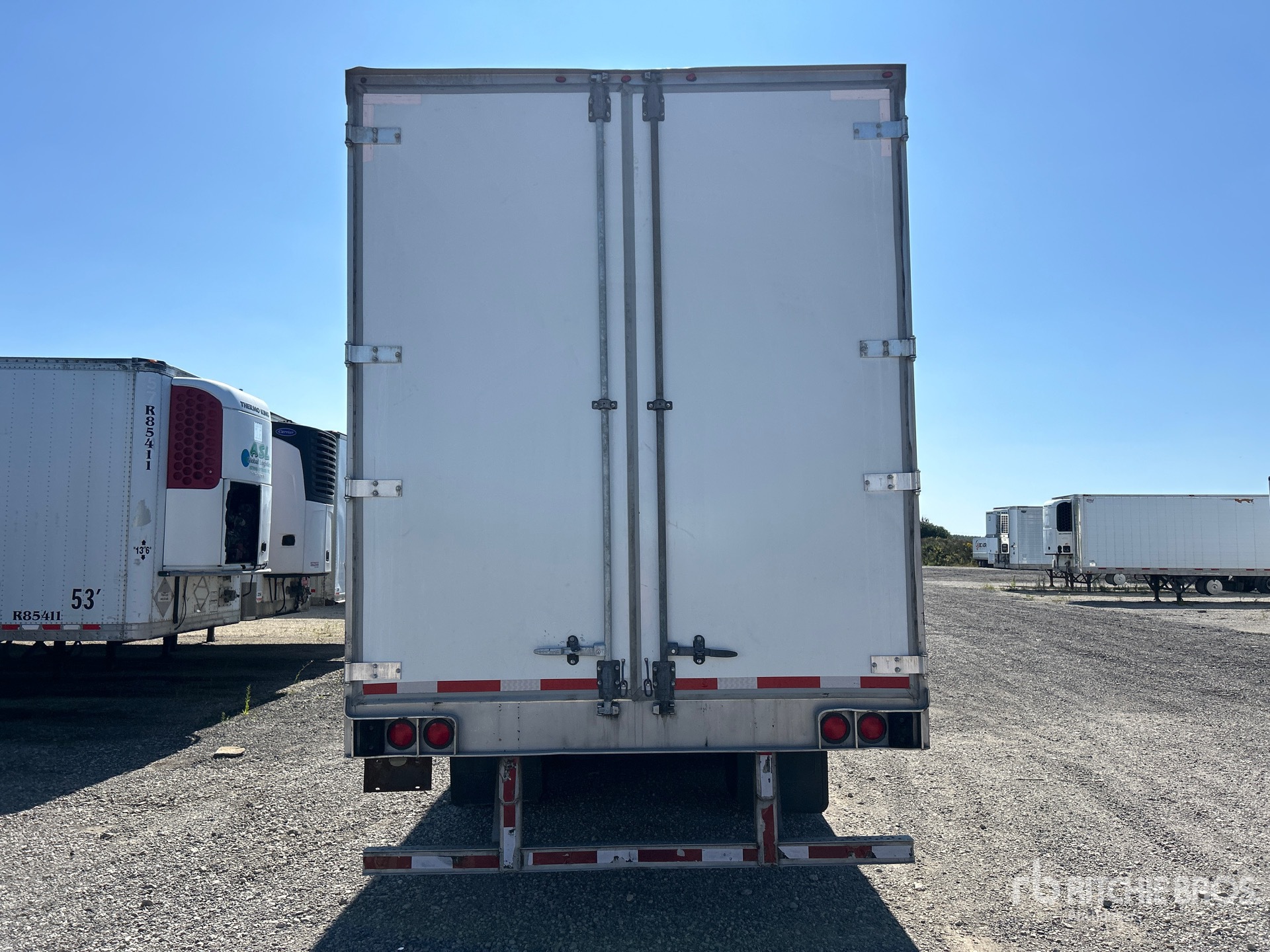 2013 Utility 53 ft x 102 in T/A