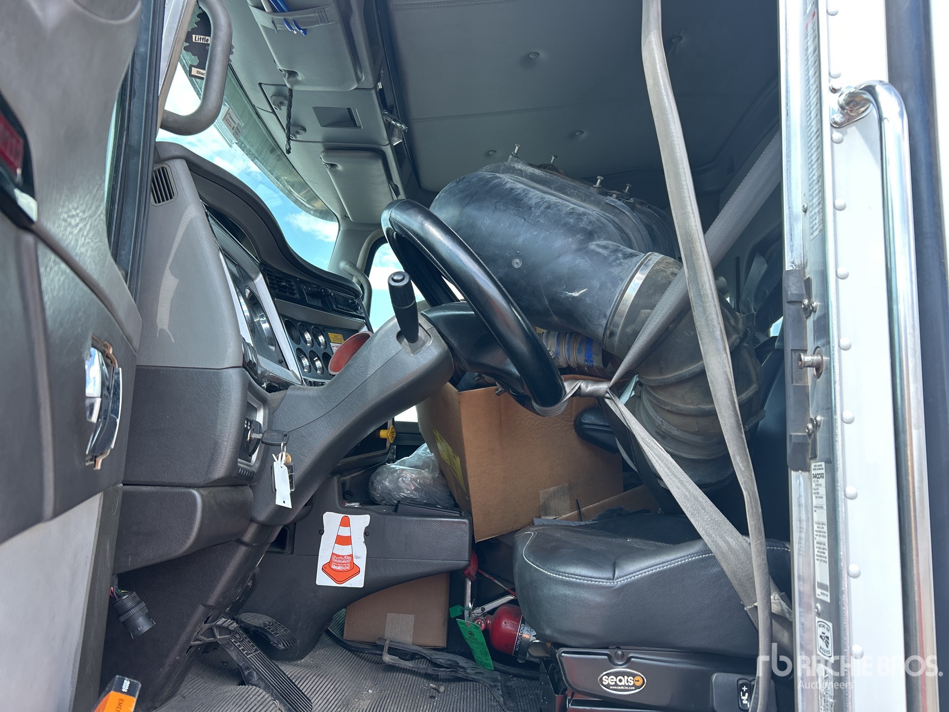 2016 Kenworth T440