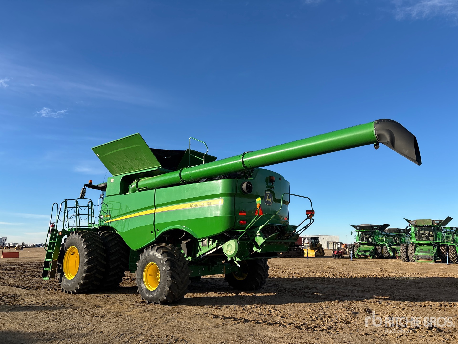2017 John Deere S690