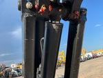 Hydraulics with Basket Tilt Cylinder