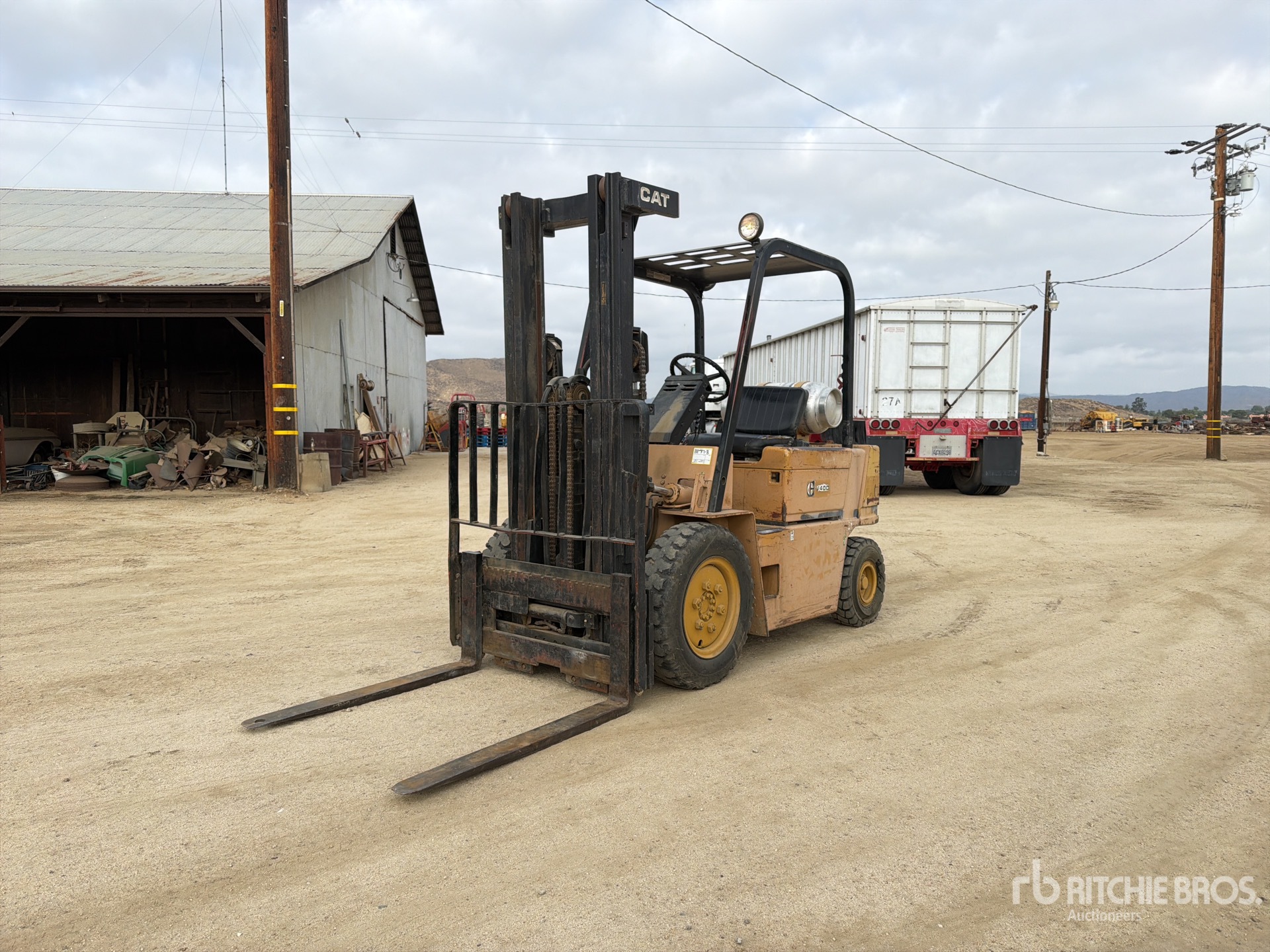 Photo of Caterpillar V40D
