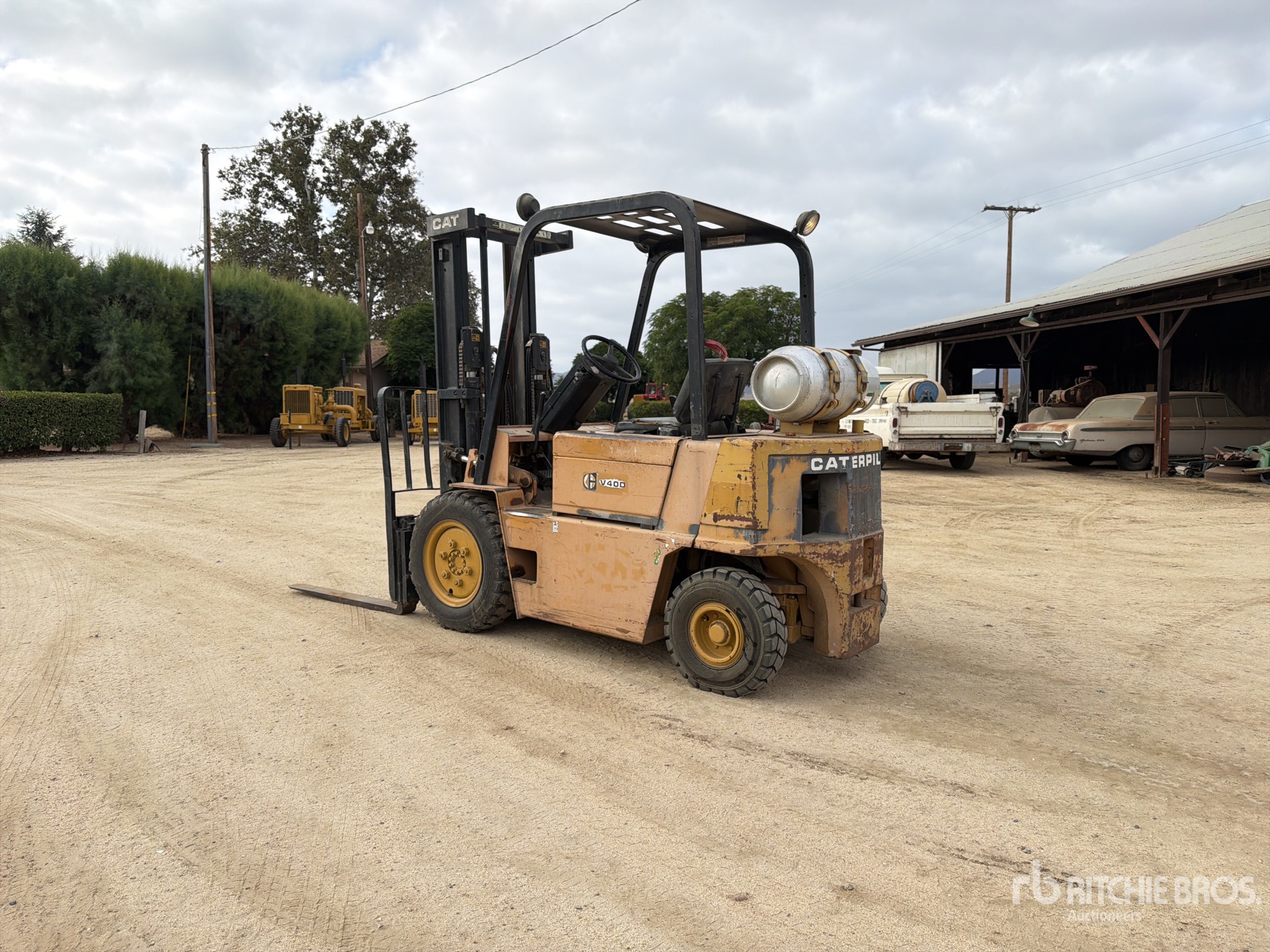 Caterpillar V40D