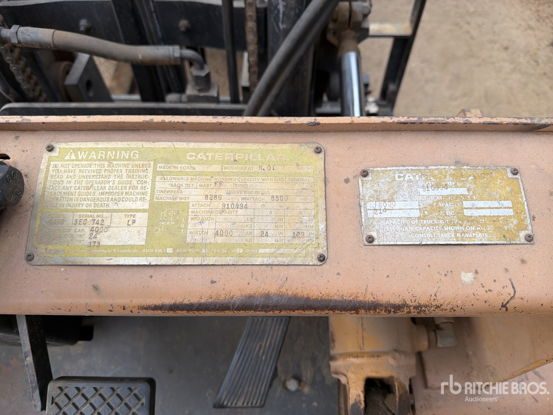 Caterpillar V40D