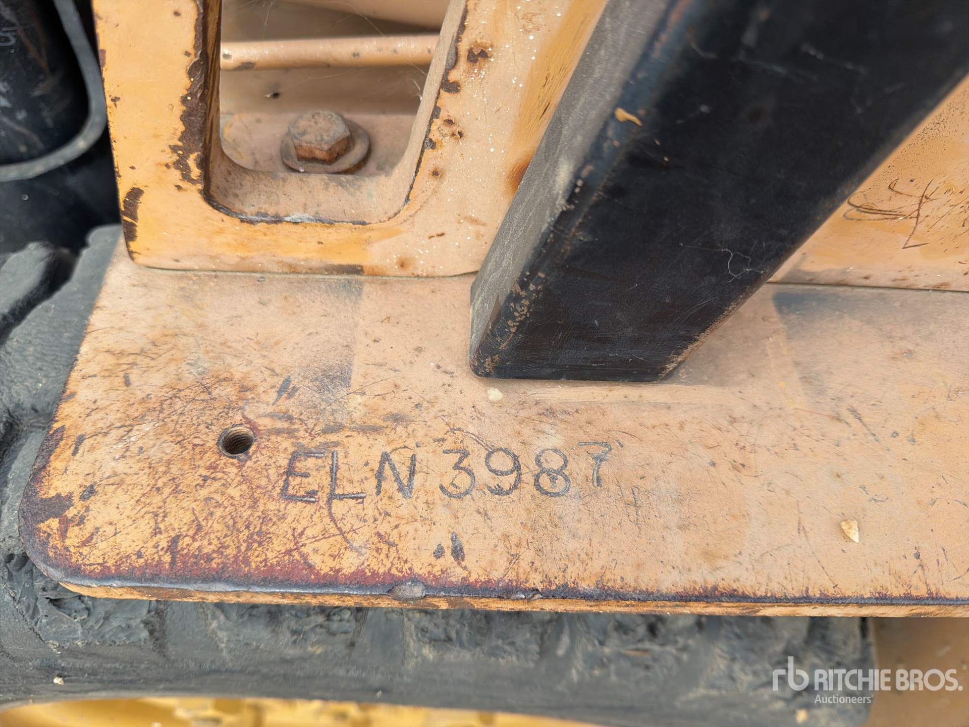 Caterpillar V40D