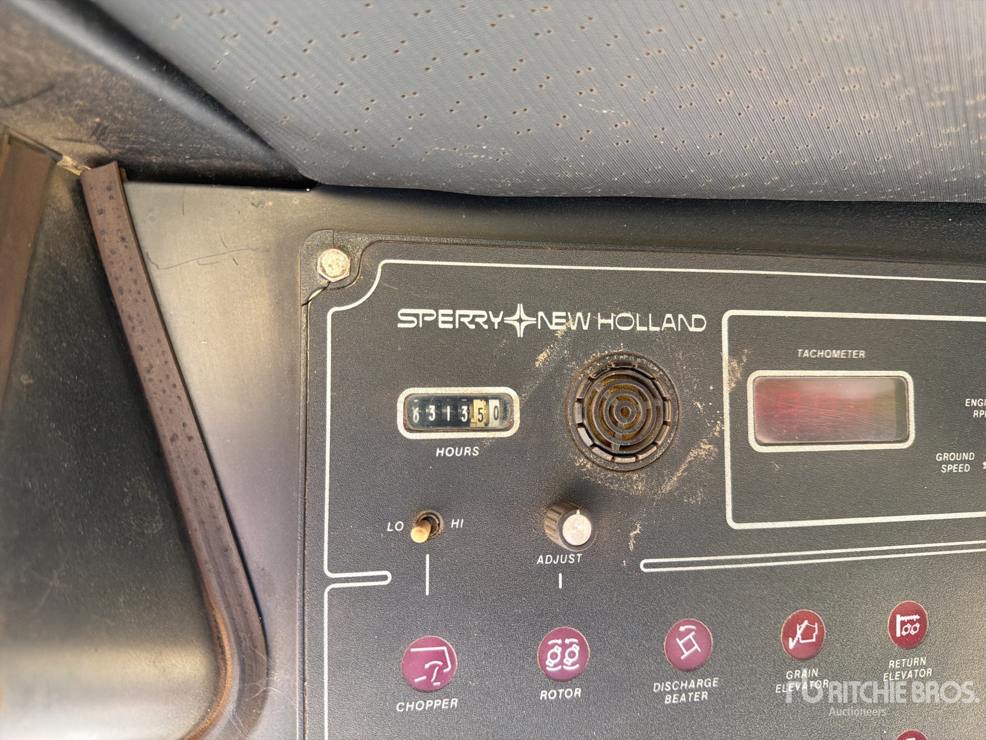 1980 New Holland TR85