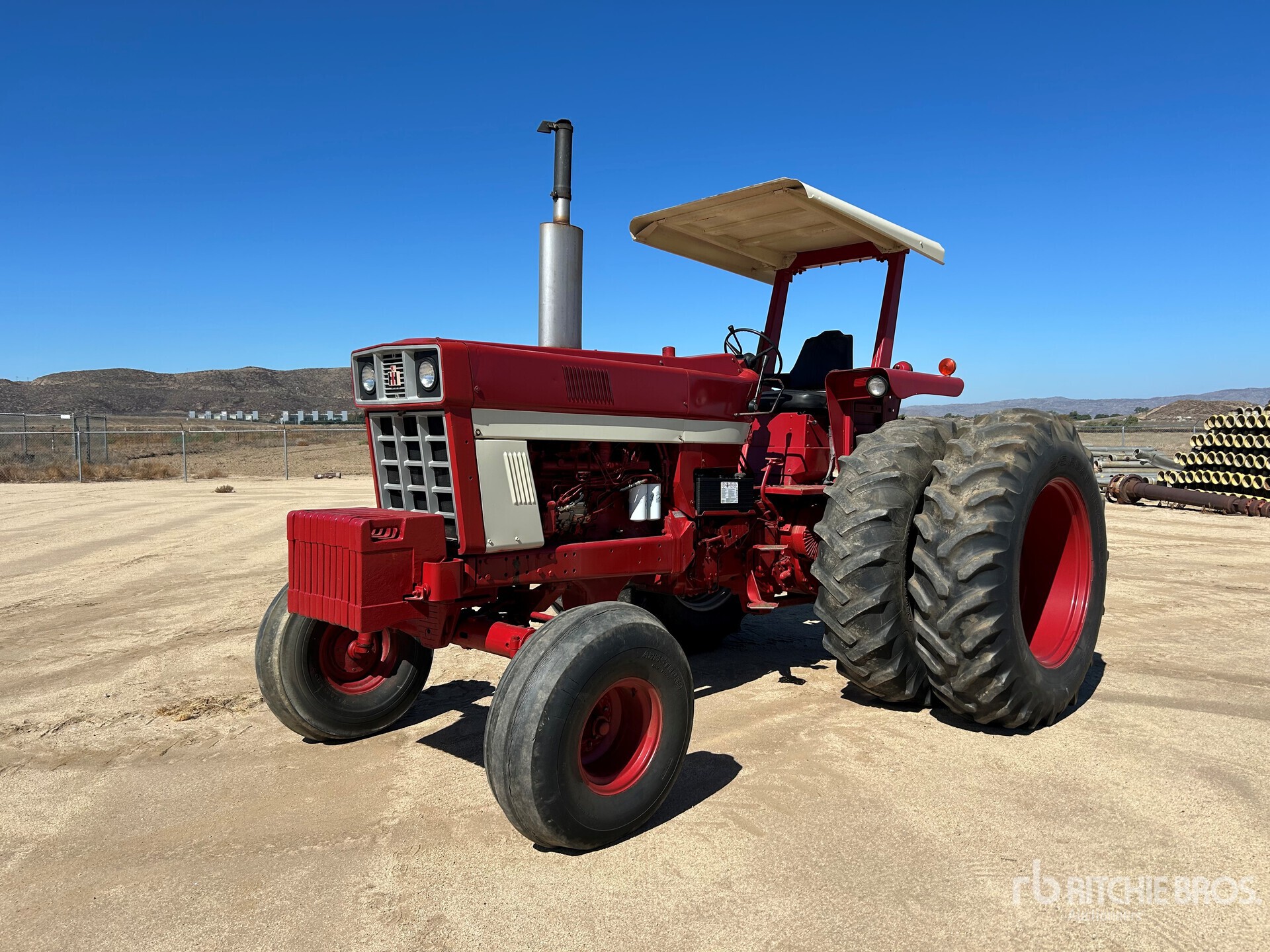 Photo of International Harvester F1466