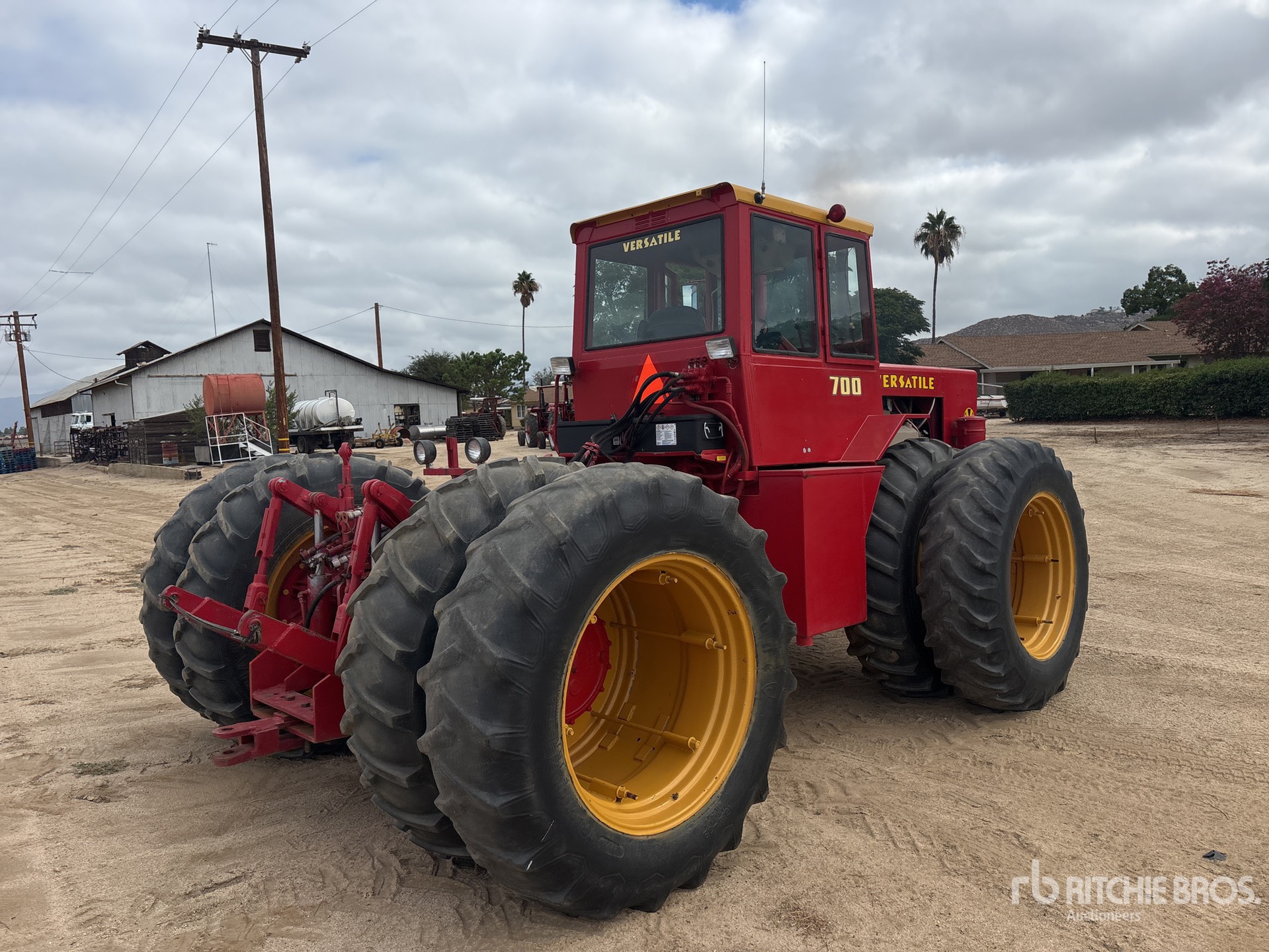 1974 Versatile 700