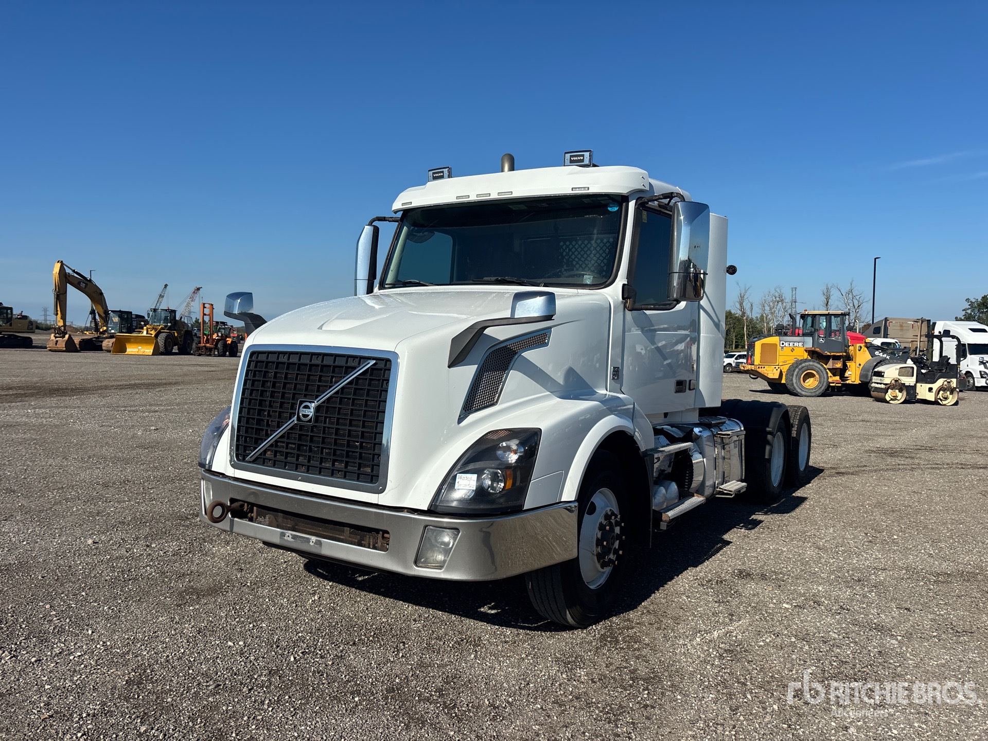 2017 Volvo VNL