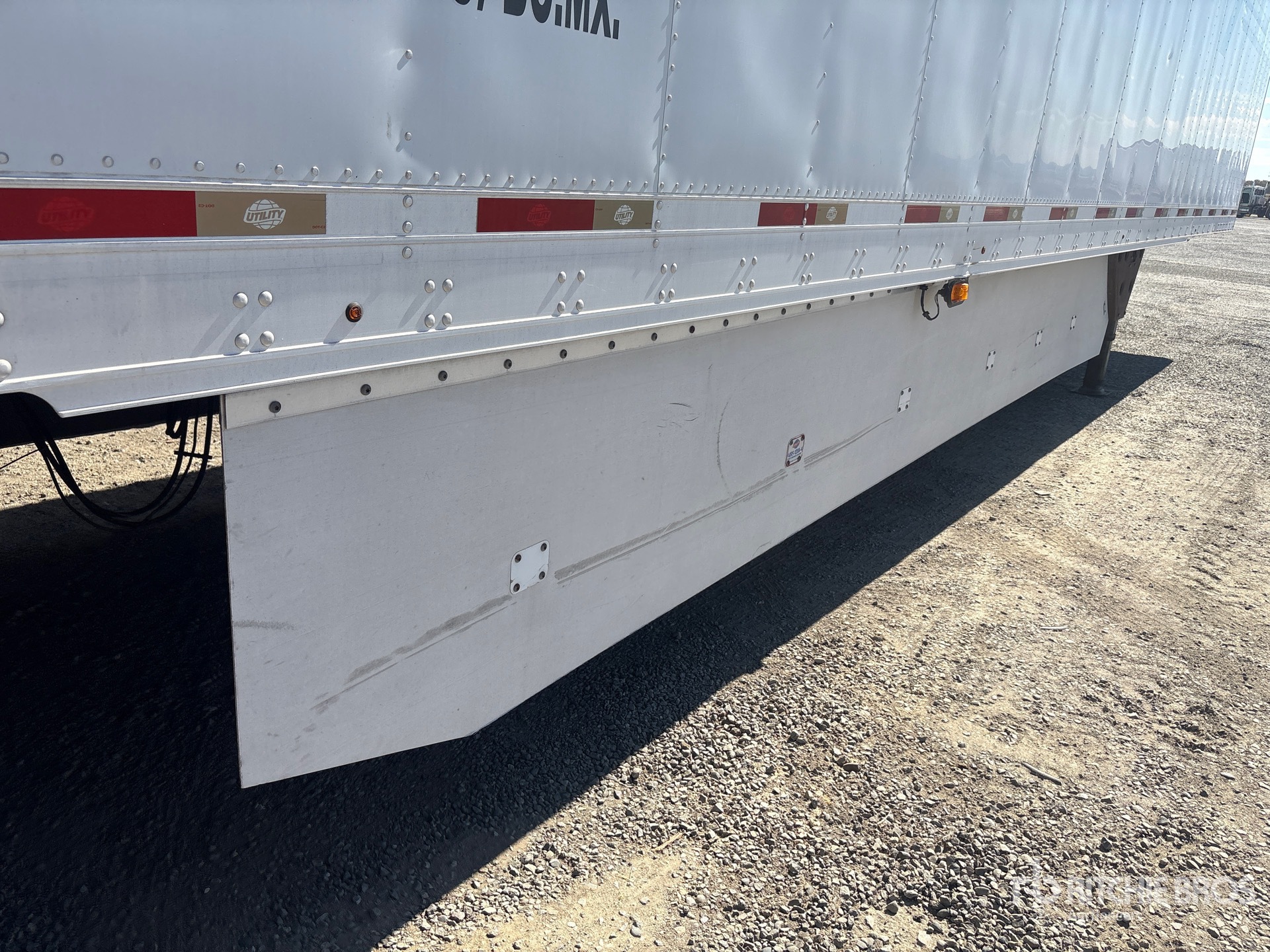 2010 Utility 53 FT T/A