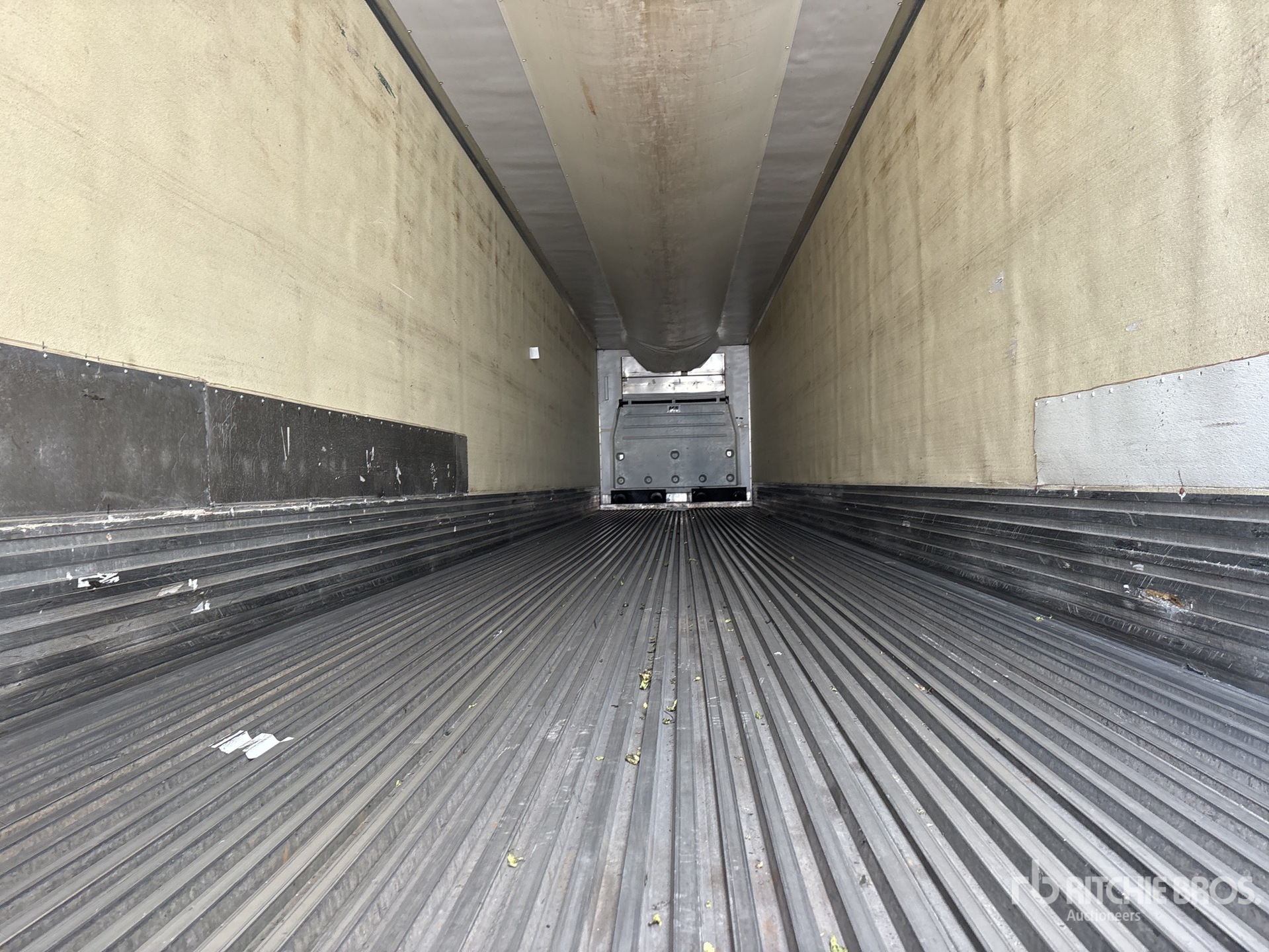 2016 Utility 53 ft x 102 in T/A