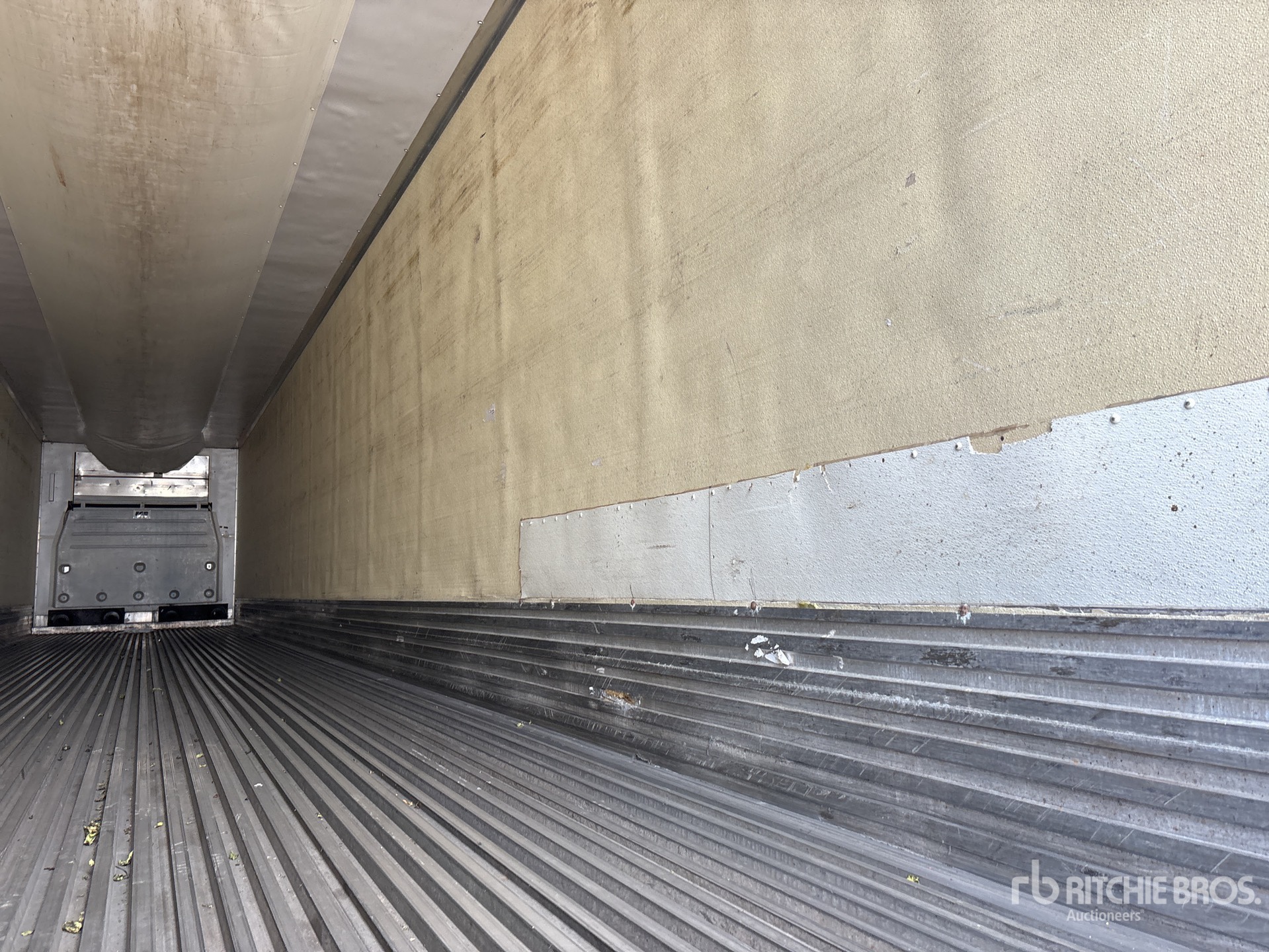 2016 Utility 53 ft x 102 in T/A