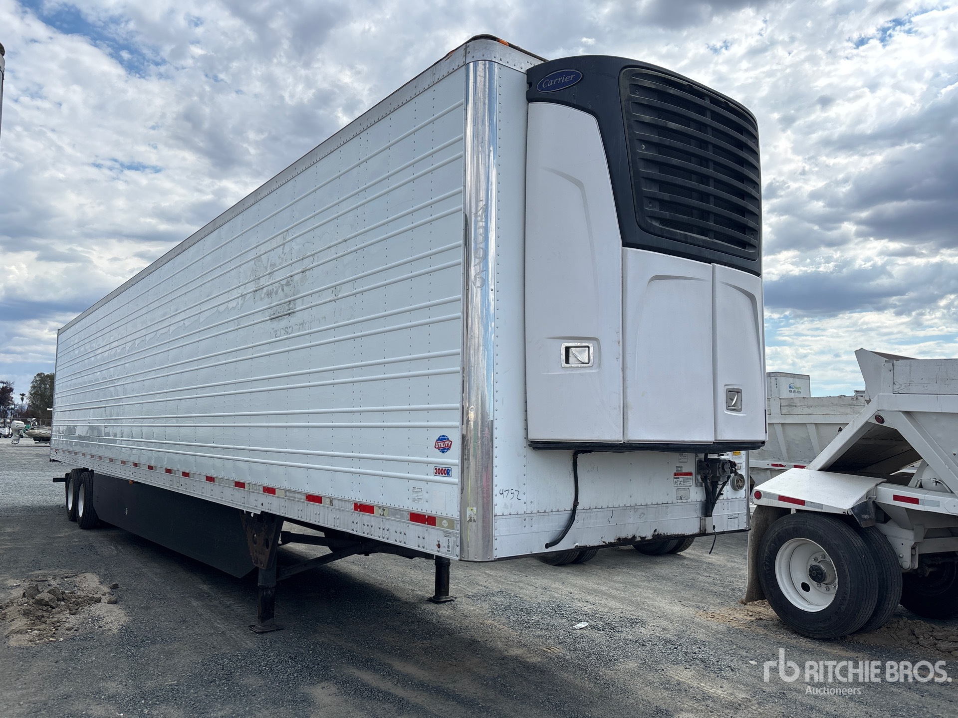 2016 Utility 53 FT T/A