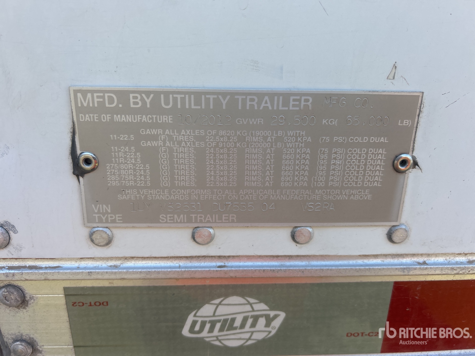 2013 Utility 53 FT T/A