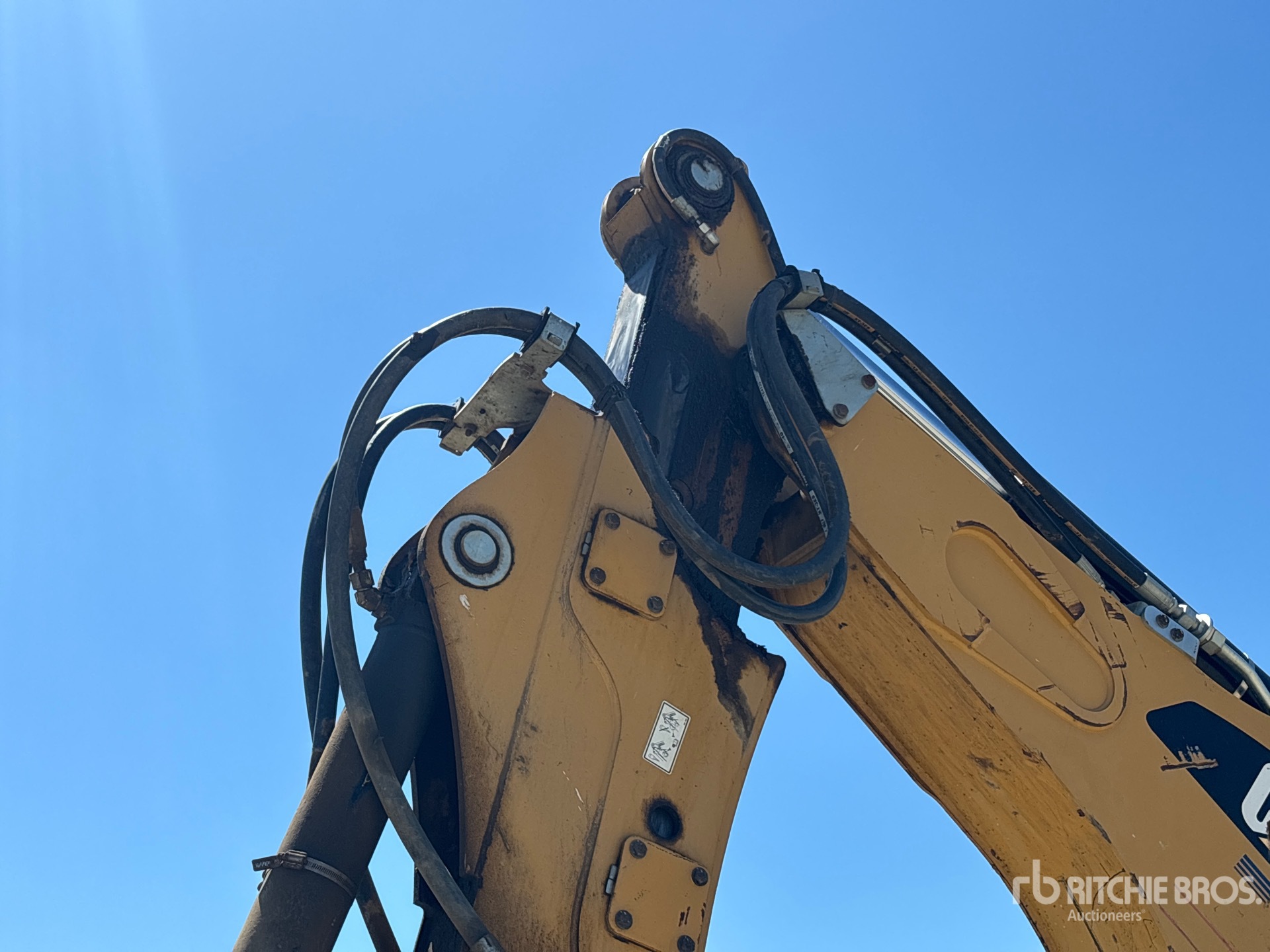 2019 Caterpillar 430F2